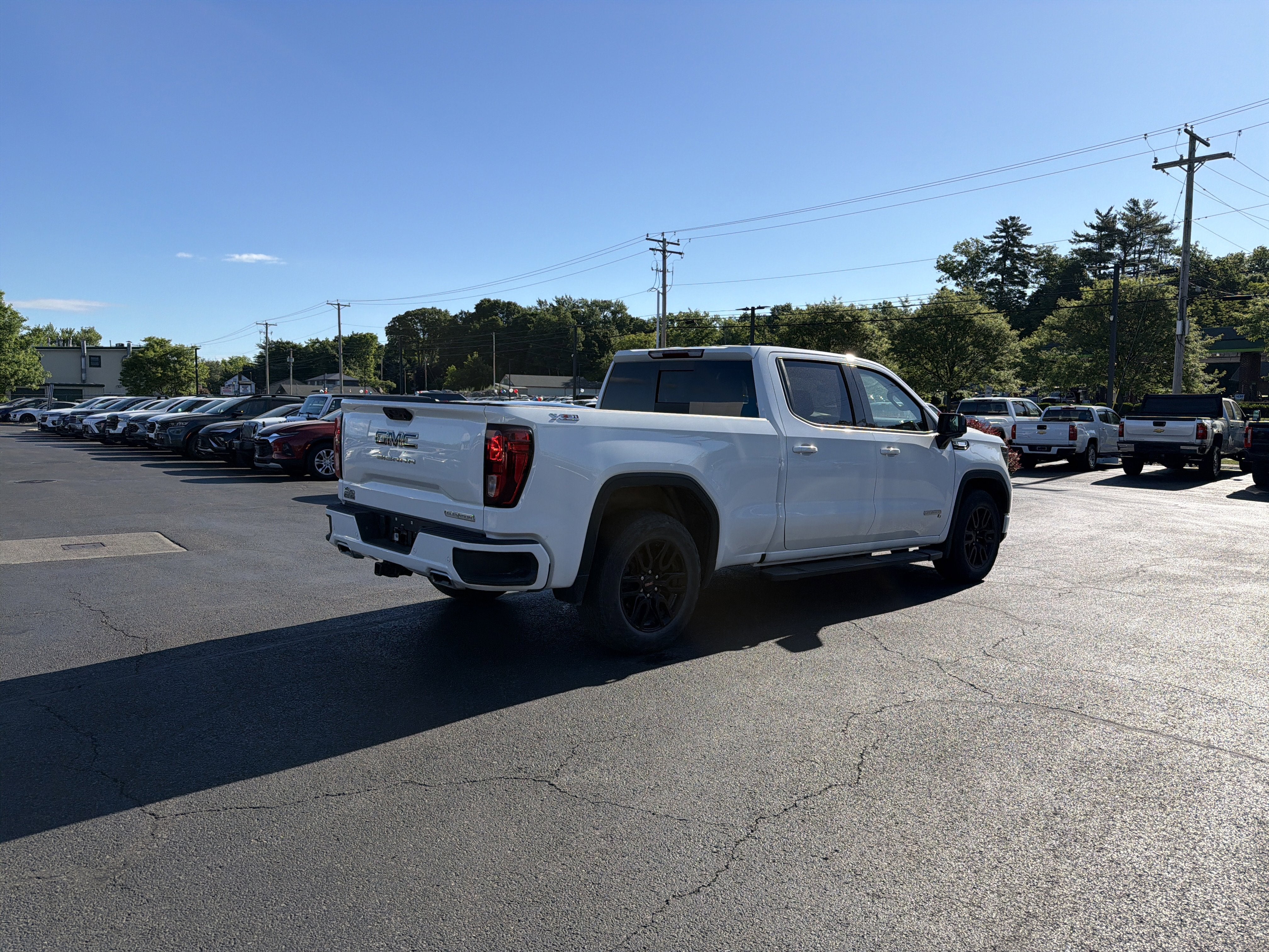 2024 GMC Sierra 1500 Elevation
