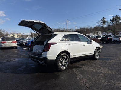 2022 Cadillac XT5 Premium Luxury