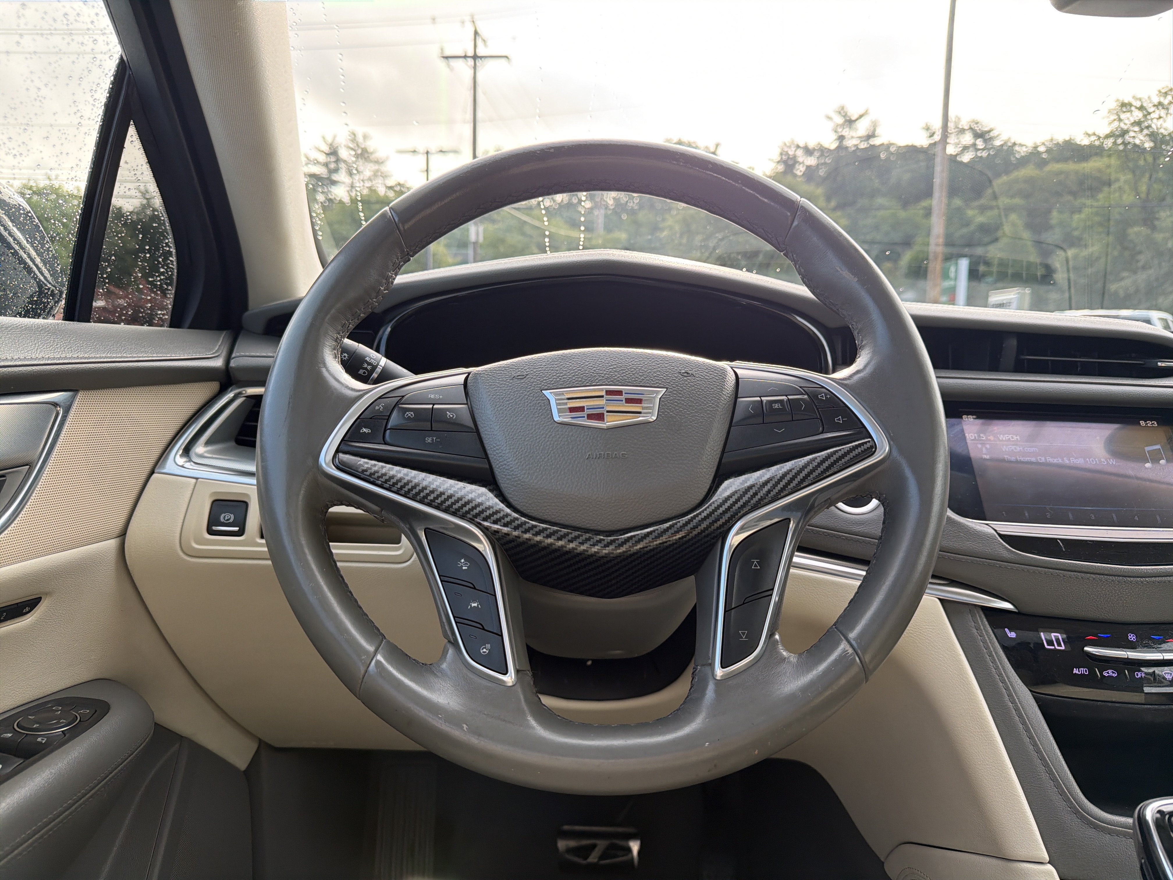 2017 Cadillac XT5 Luxury AWD