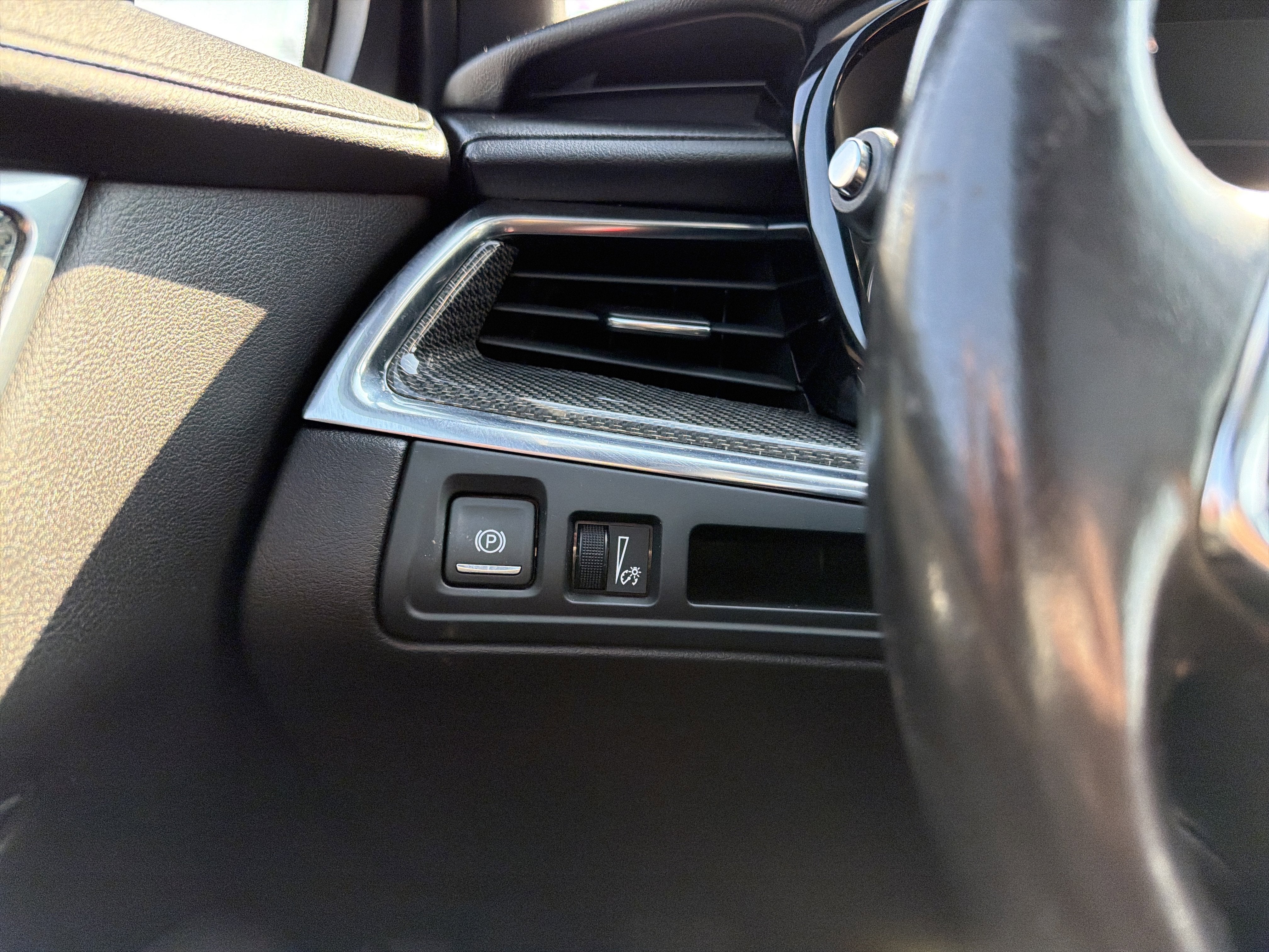 2020 Cadillac XT5 Sport