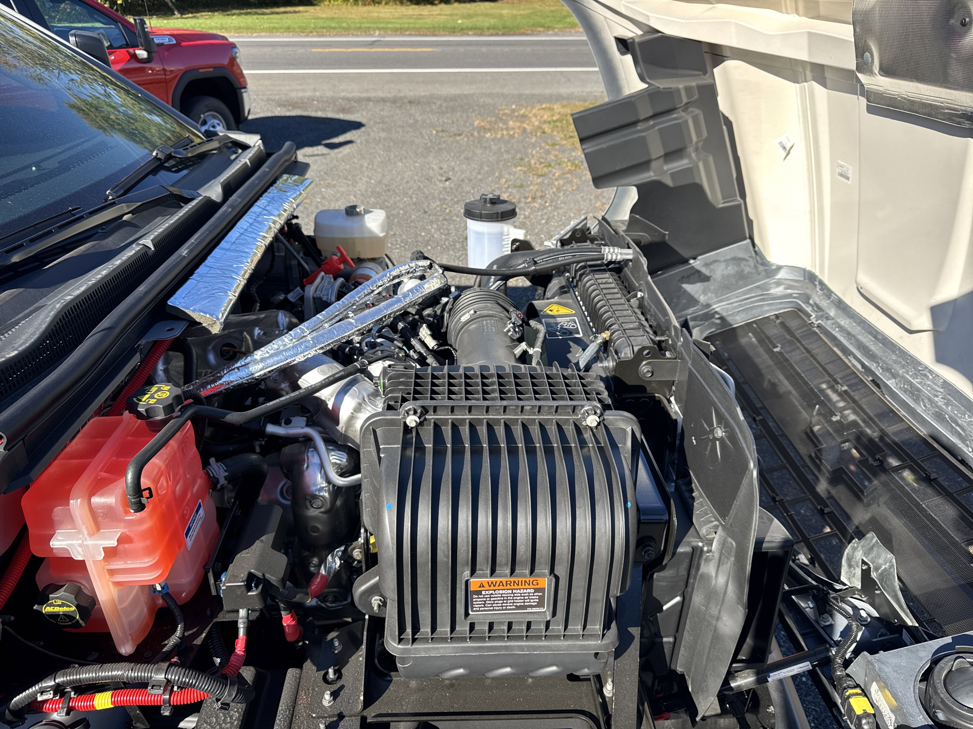 2025 Chevrolet Silverado 5500 HD Work Truck