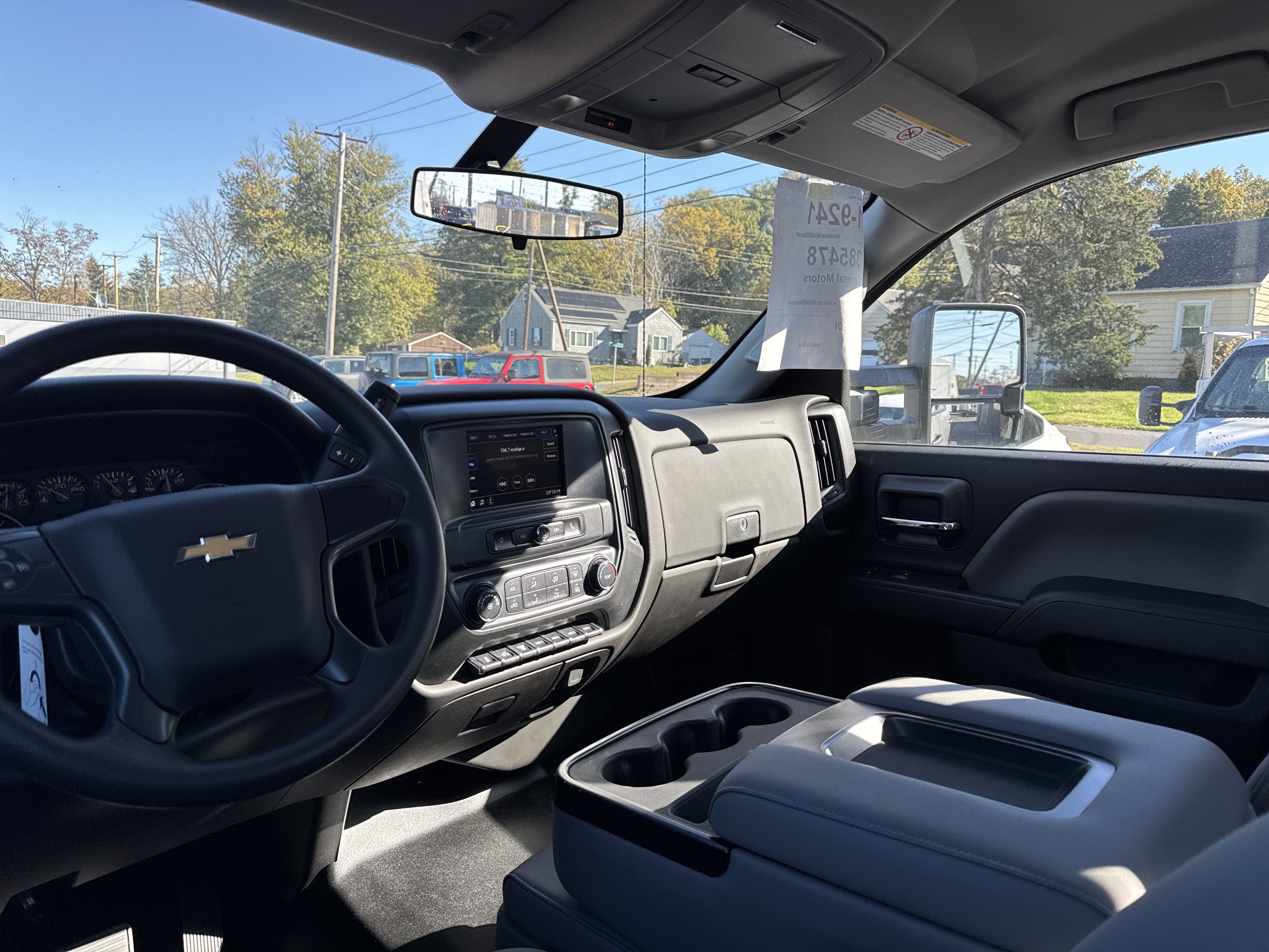 2025 Chevrolet Silverado 5500 HD Work Truck