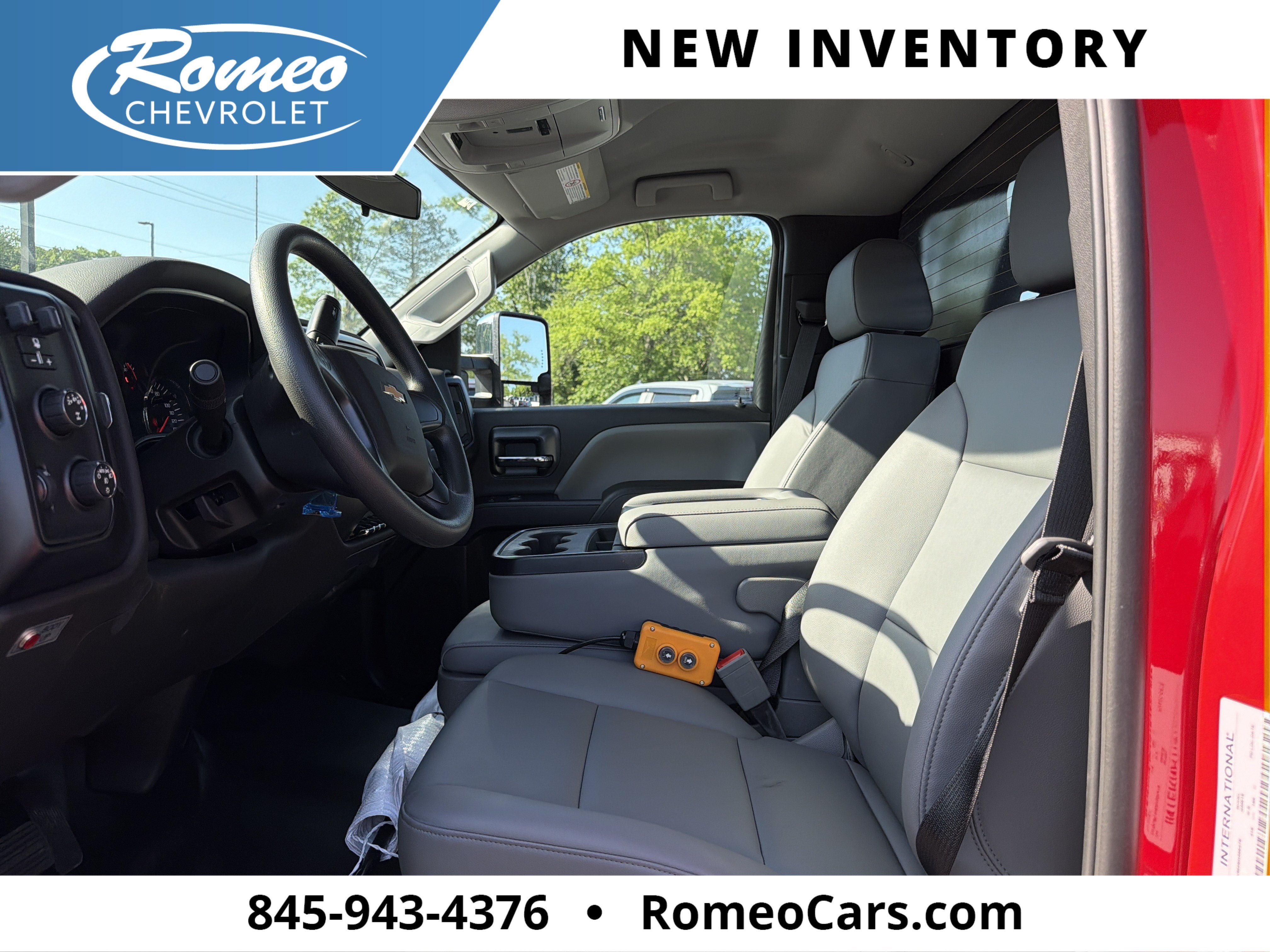 2025 Chevrolet Silverado 6500 HD Work Truck