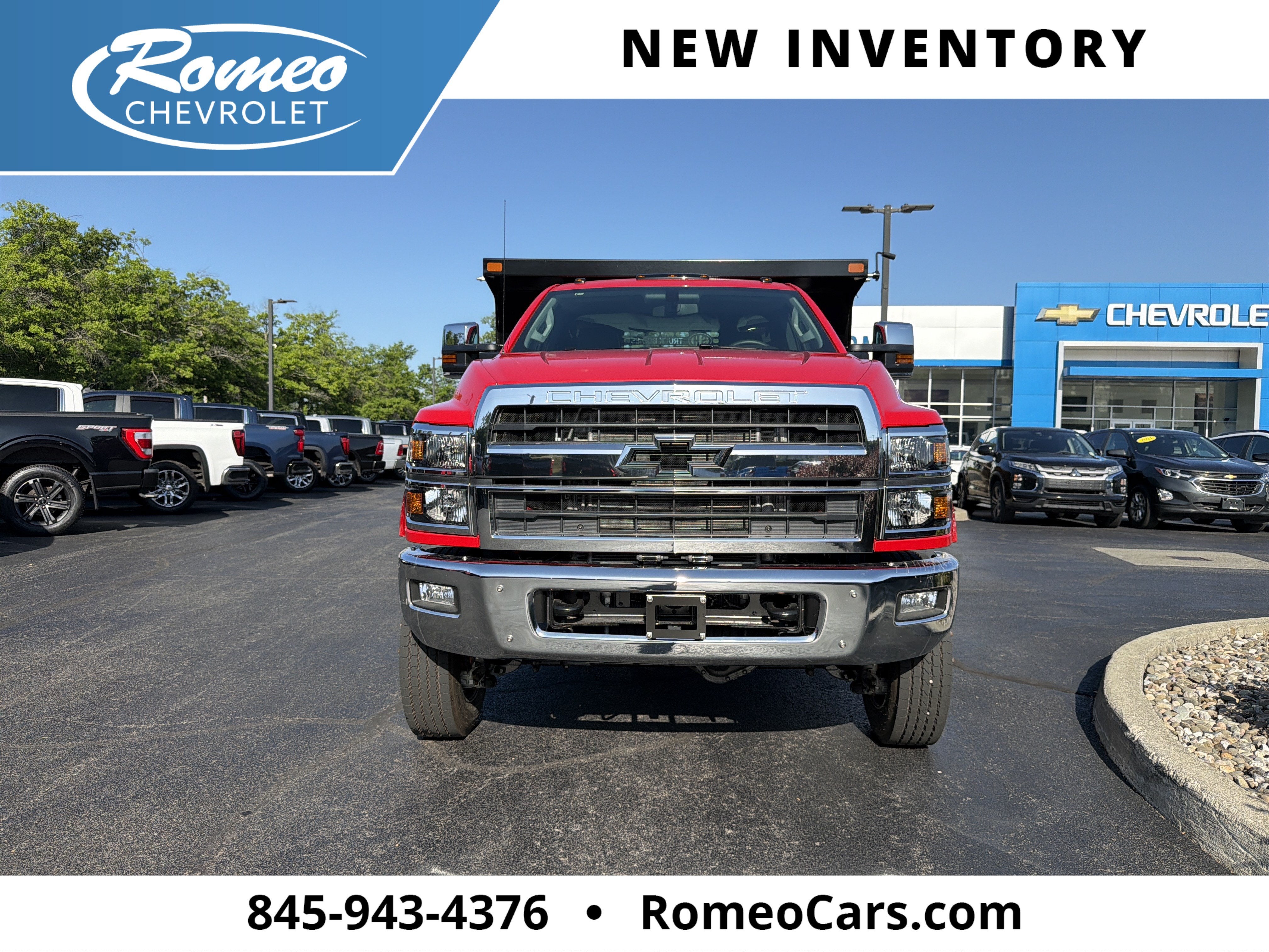 2025 Chevrolet Silverado 6500 HD Work Truck
