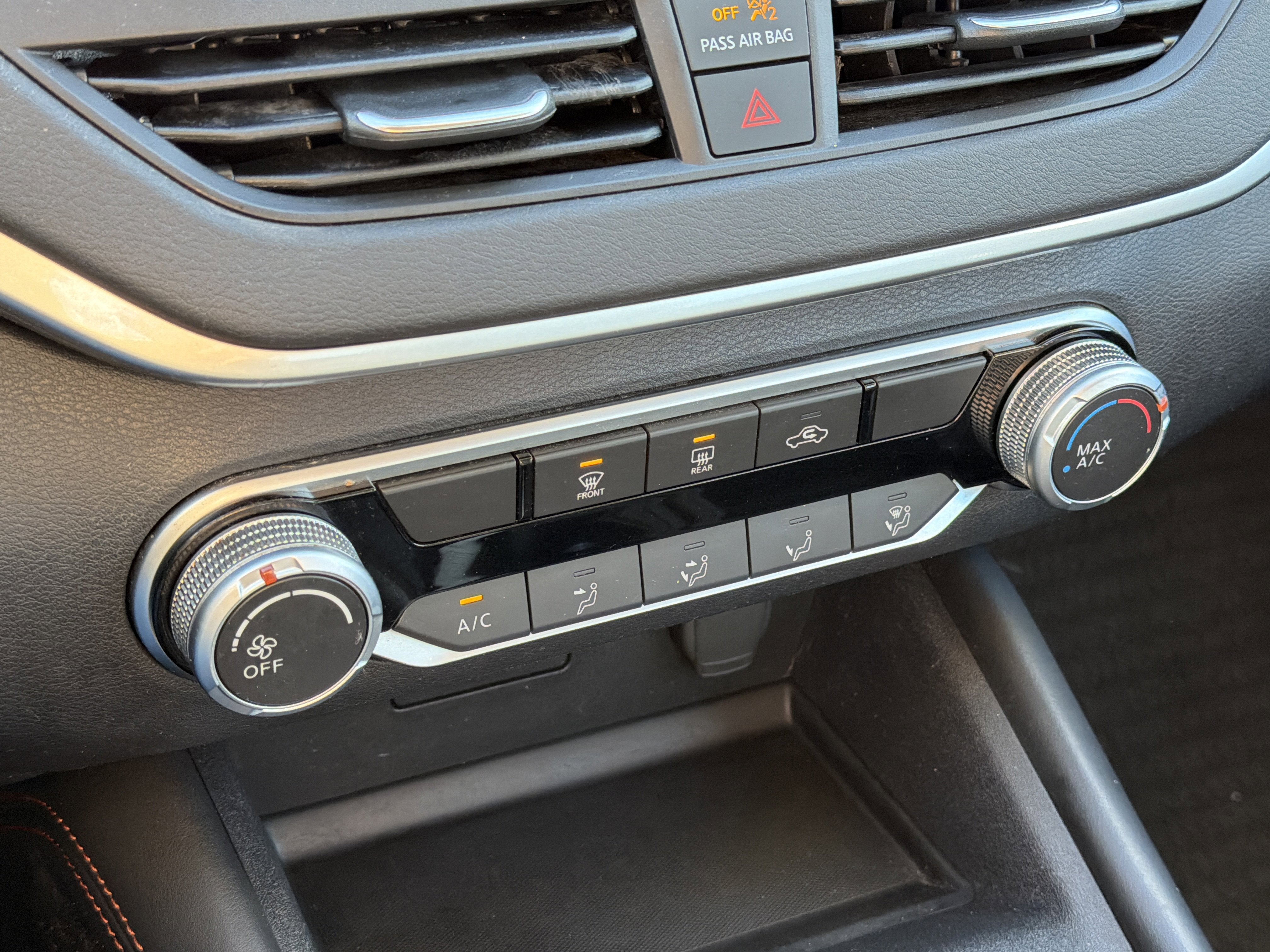 2022 Nissan Altima SR Intelligent AWD