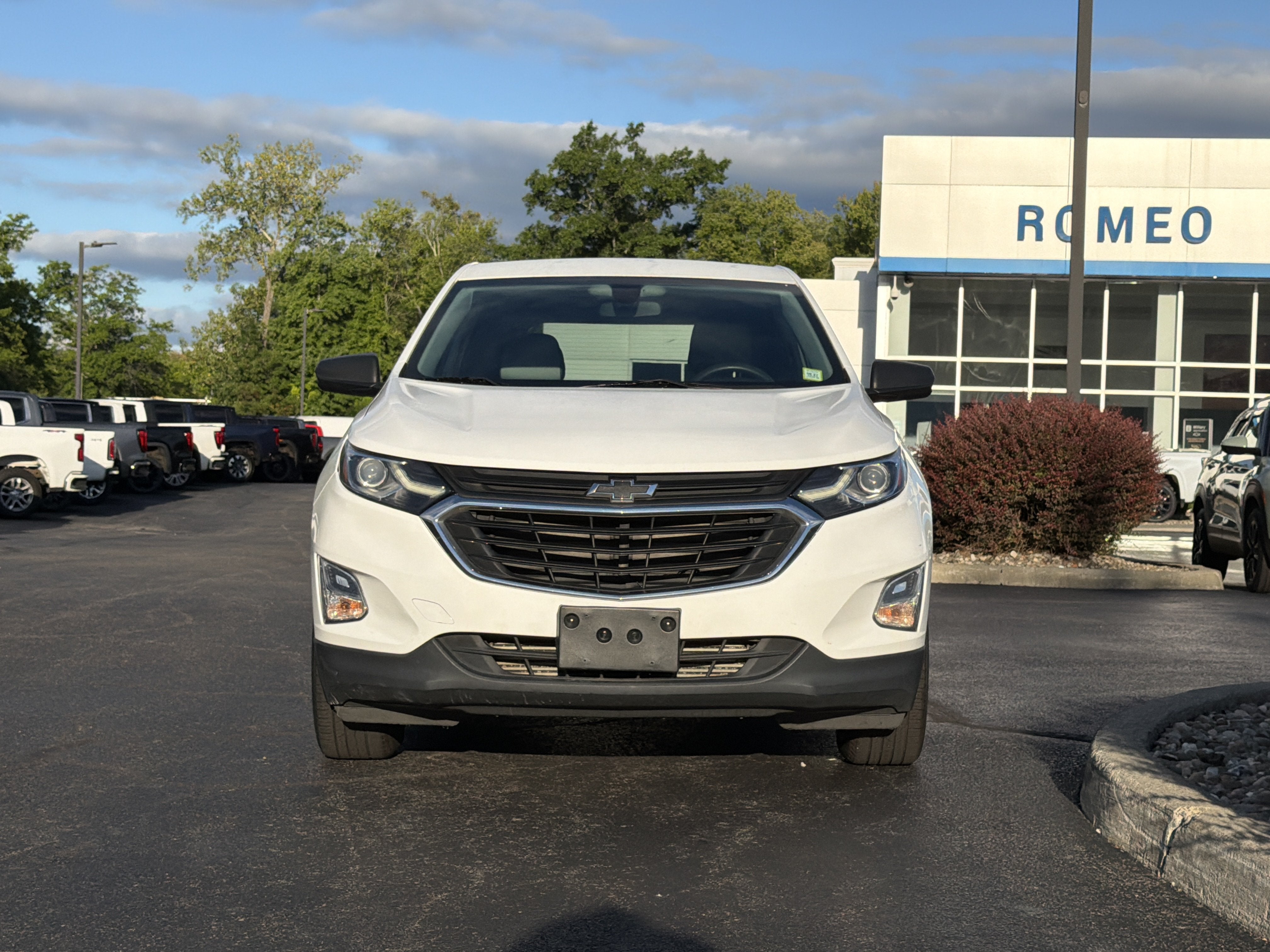 Used 2019 Chevrolet Equinox LS with VIN 2GNAXSEV7K6210161 for sale in Lake Katrine, NY