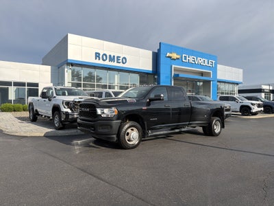 2021 RAM 3500 Tradesman Crew Cab 4x4 8' Box