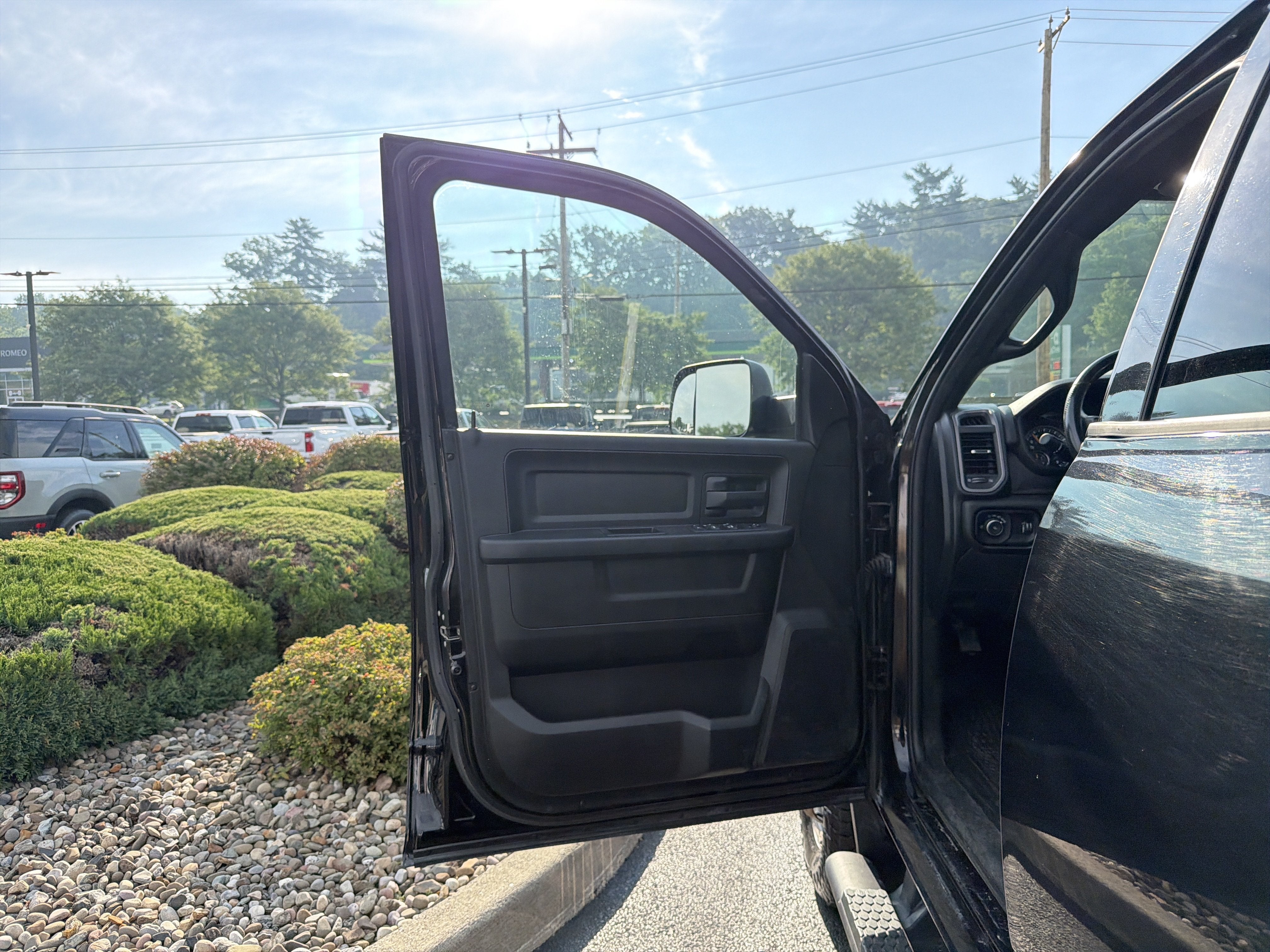 2021 RAM 3500 Tradesman Crew Cab 4x4 8' Box