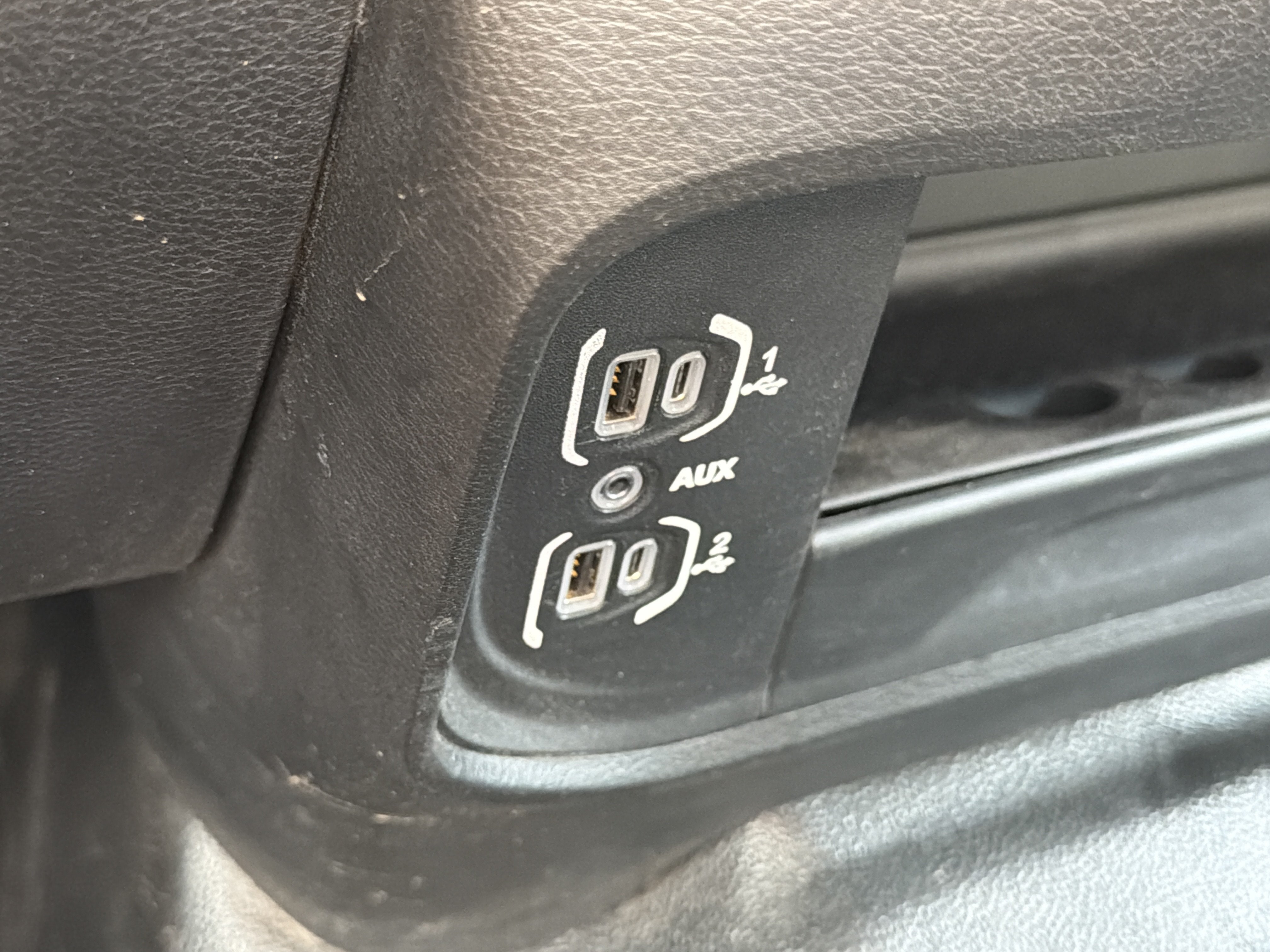 2021 RAM 3500 Tradesman Crew Cab 4x4 8' Box