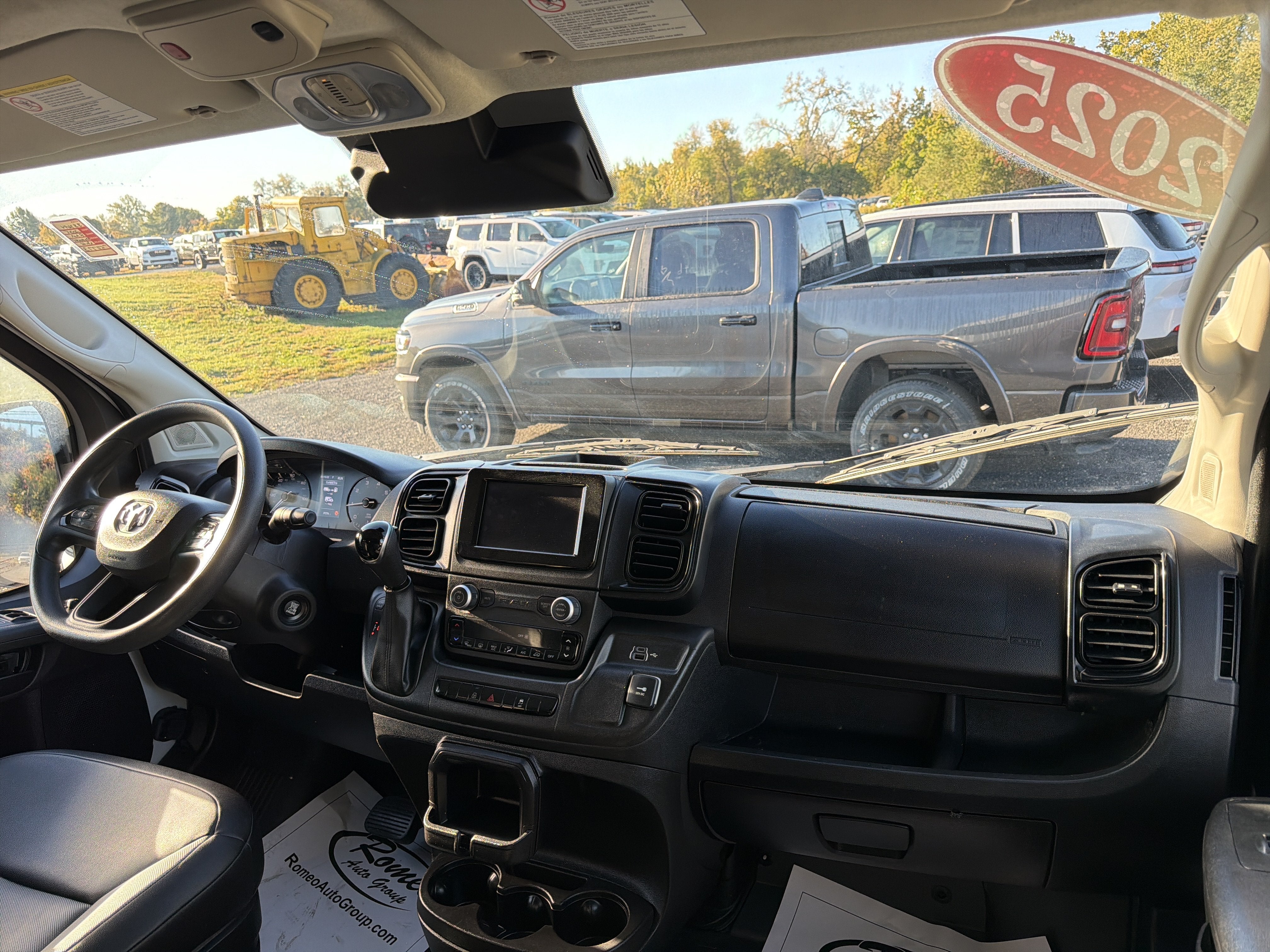 2025 RAM ProMaster Cargo Van Tradesman