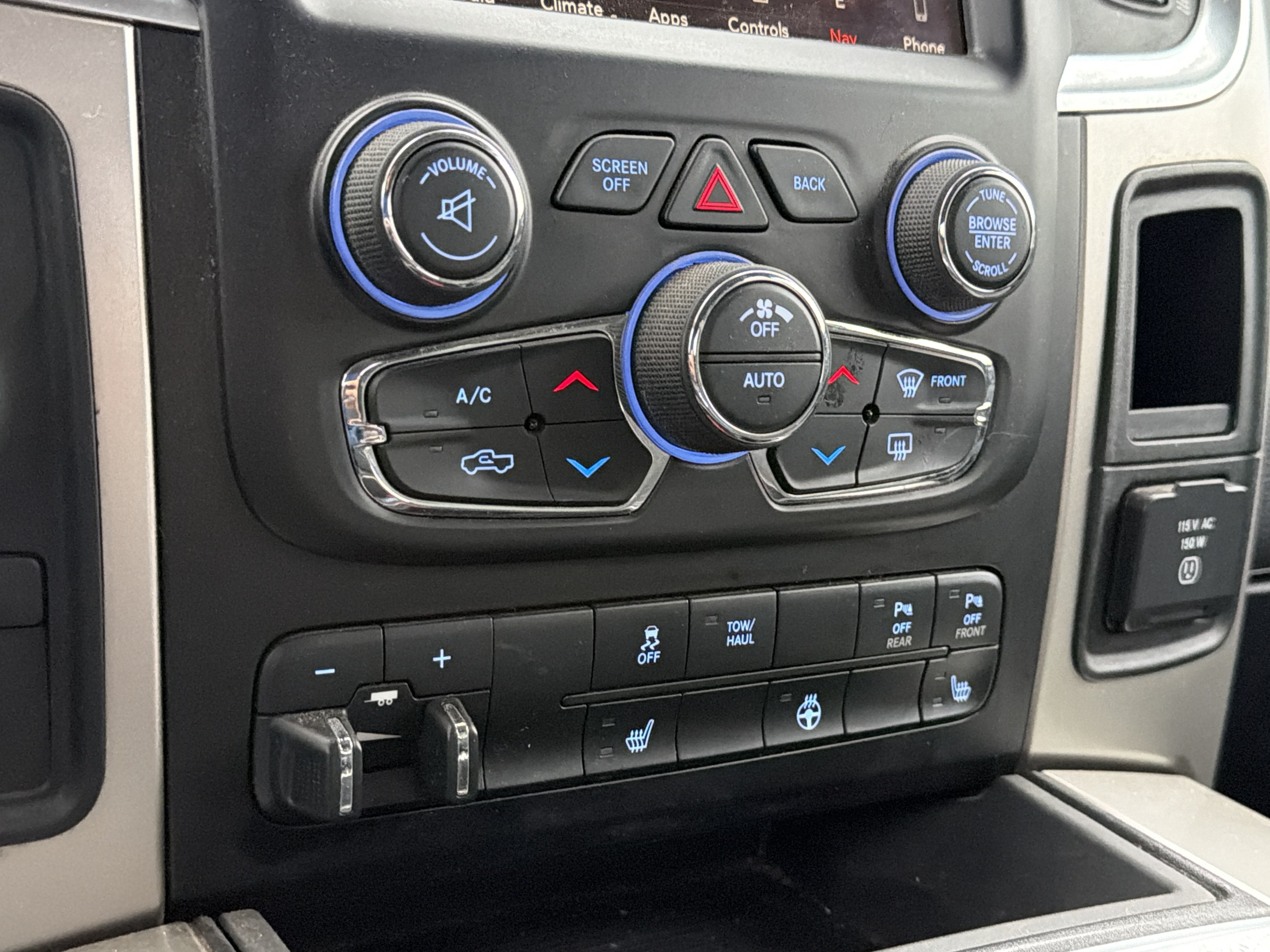 2018 RAM 2500 Big Horn Crew Cab 4x4 6'4" Box