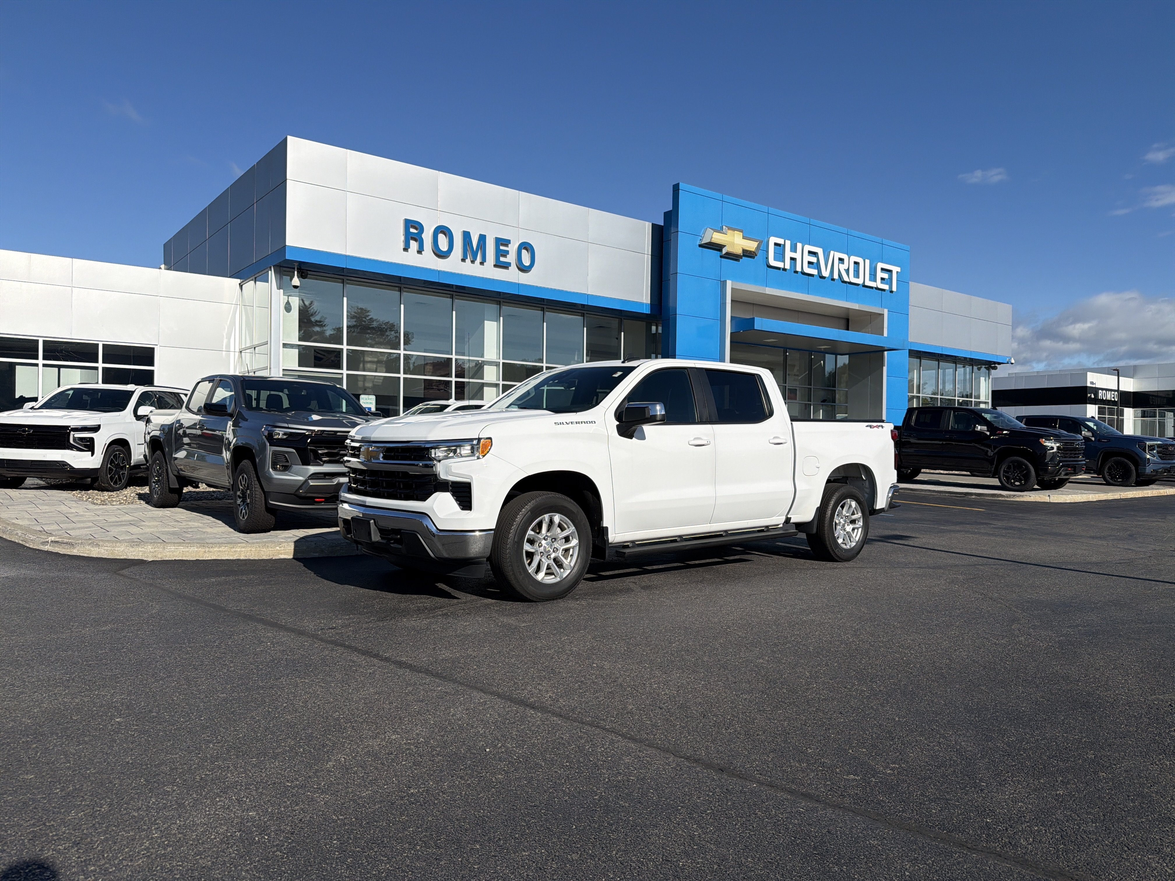 2023 Chevrolet Silverado 1500 LT