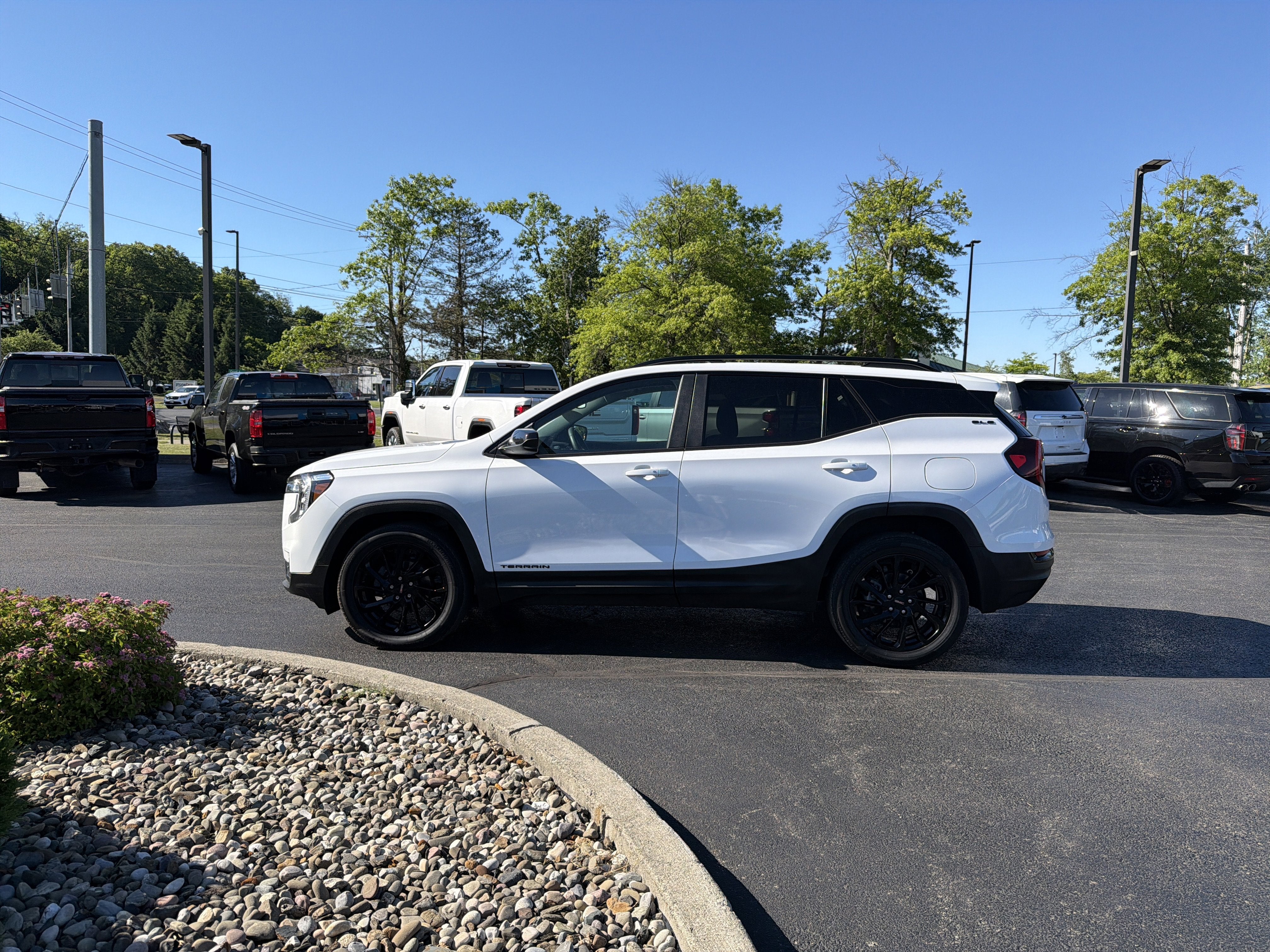 2023 GMC Terrain SLE