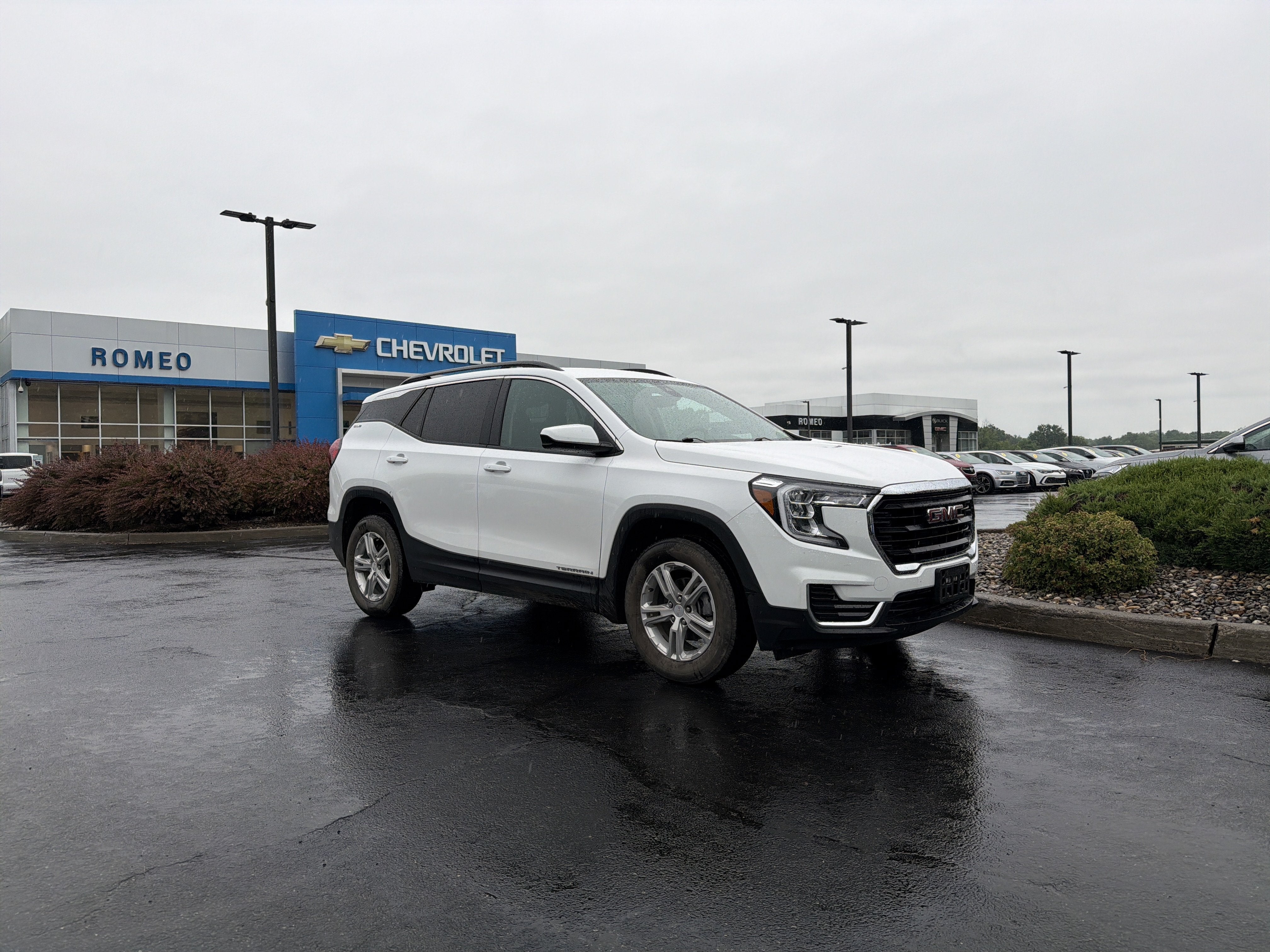 2024 GMC Terrain SLE