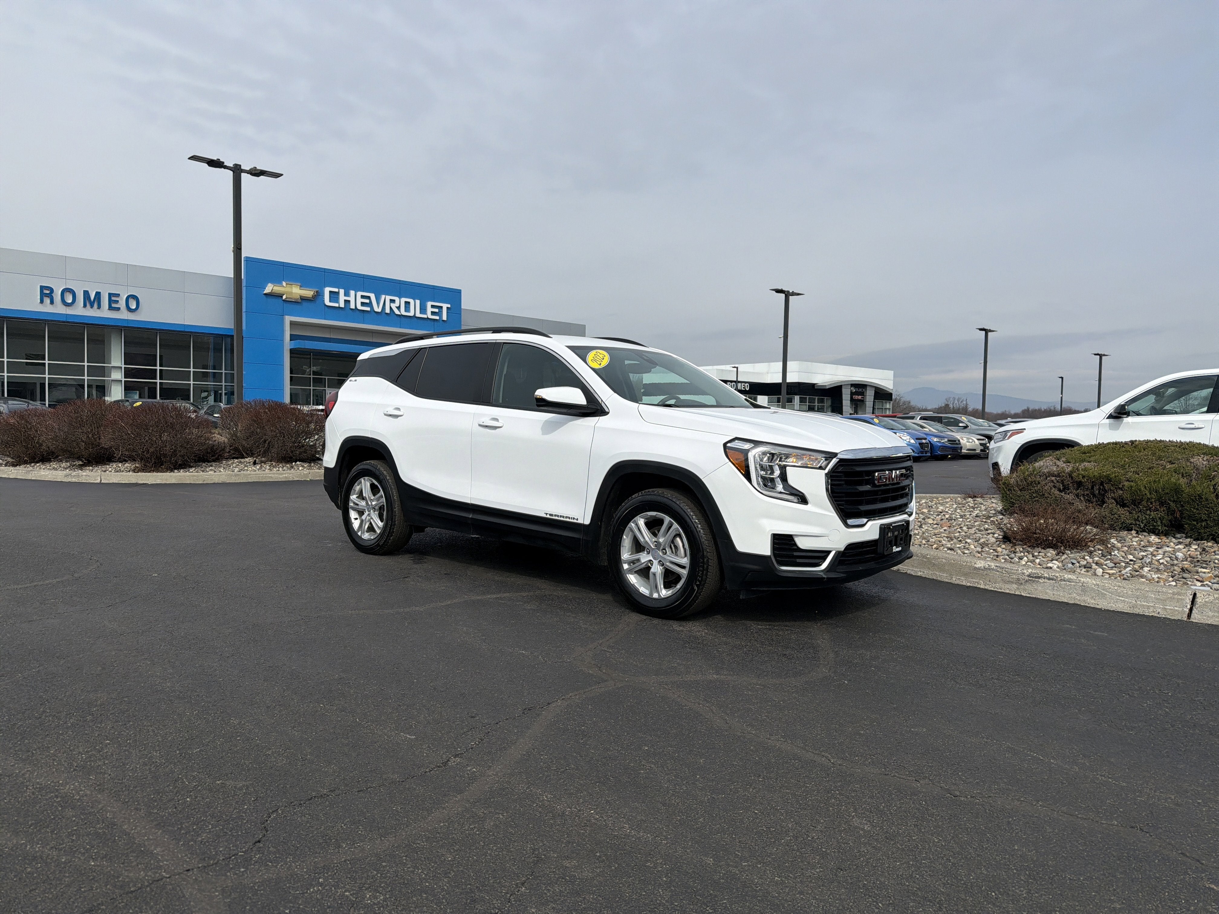 2023 GMC Terrain SLE