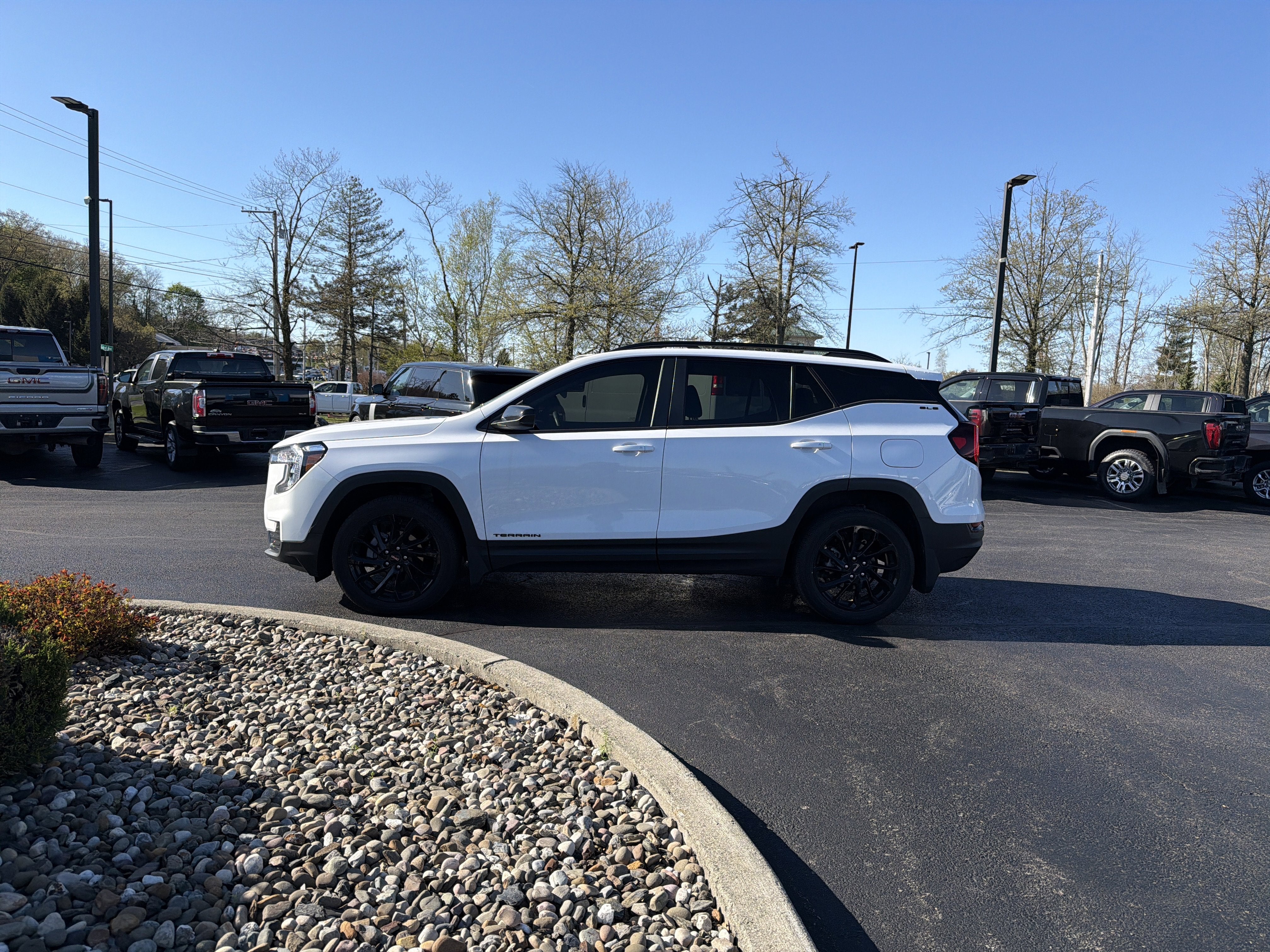 2023 GMC Terrain SLE