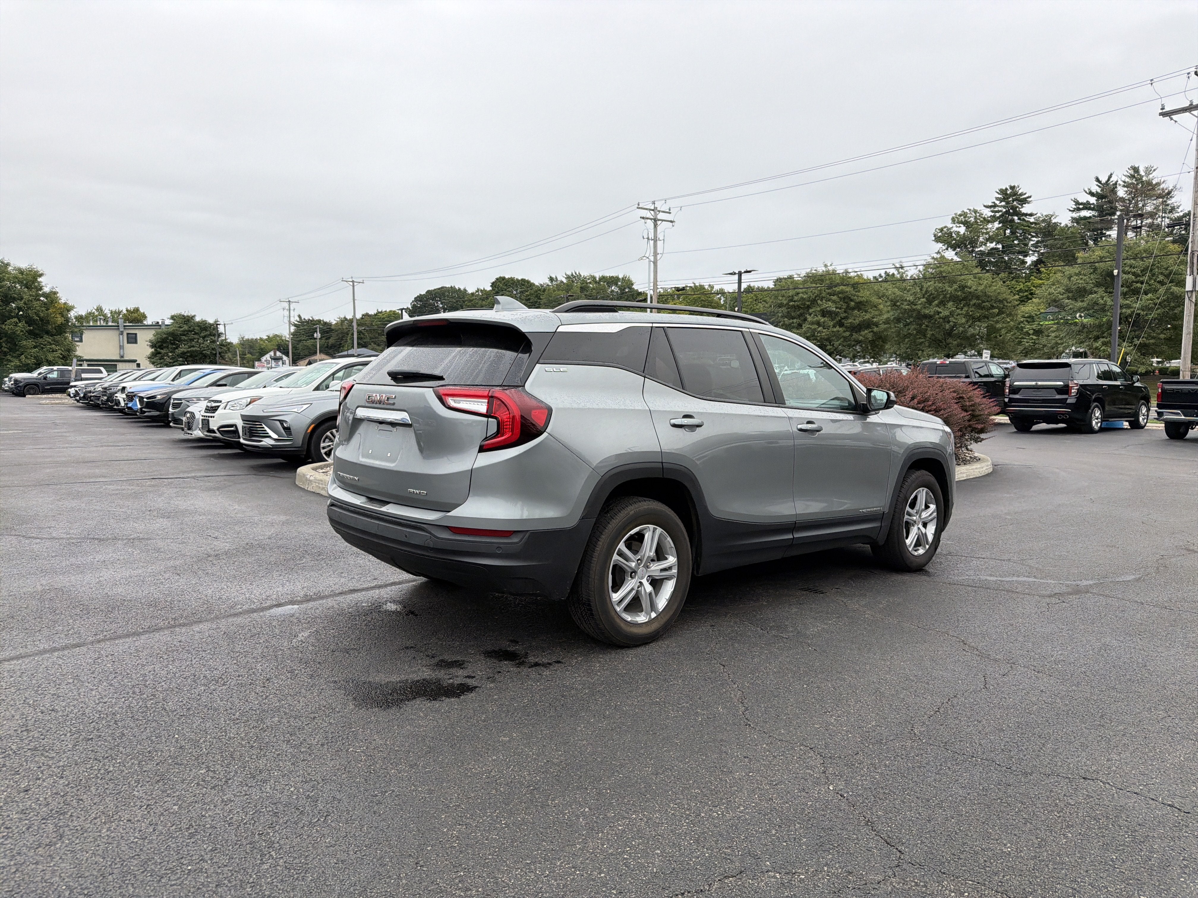 2023 GMC Terrain SLE