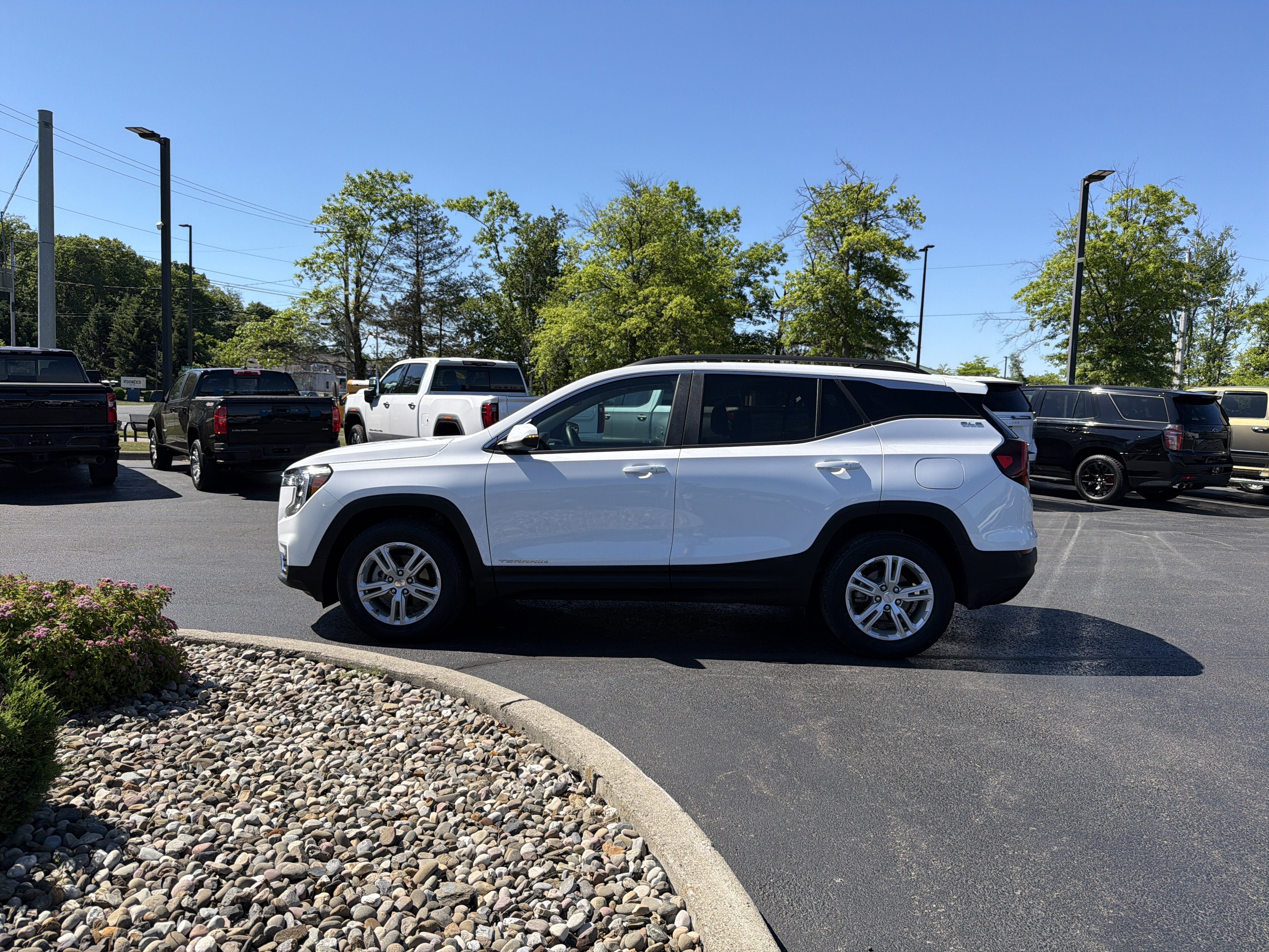2023 GMC Terrain SLE