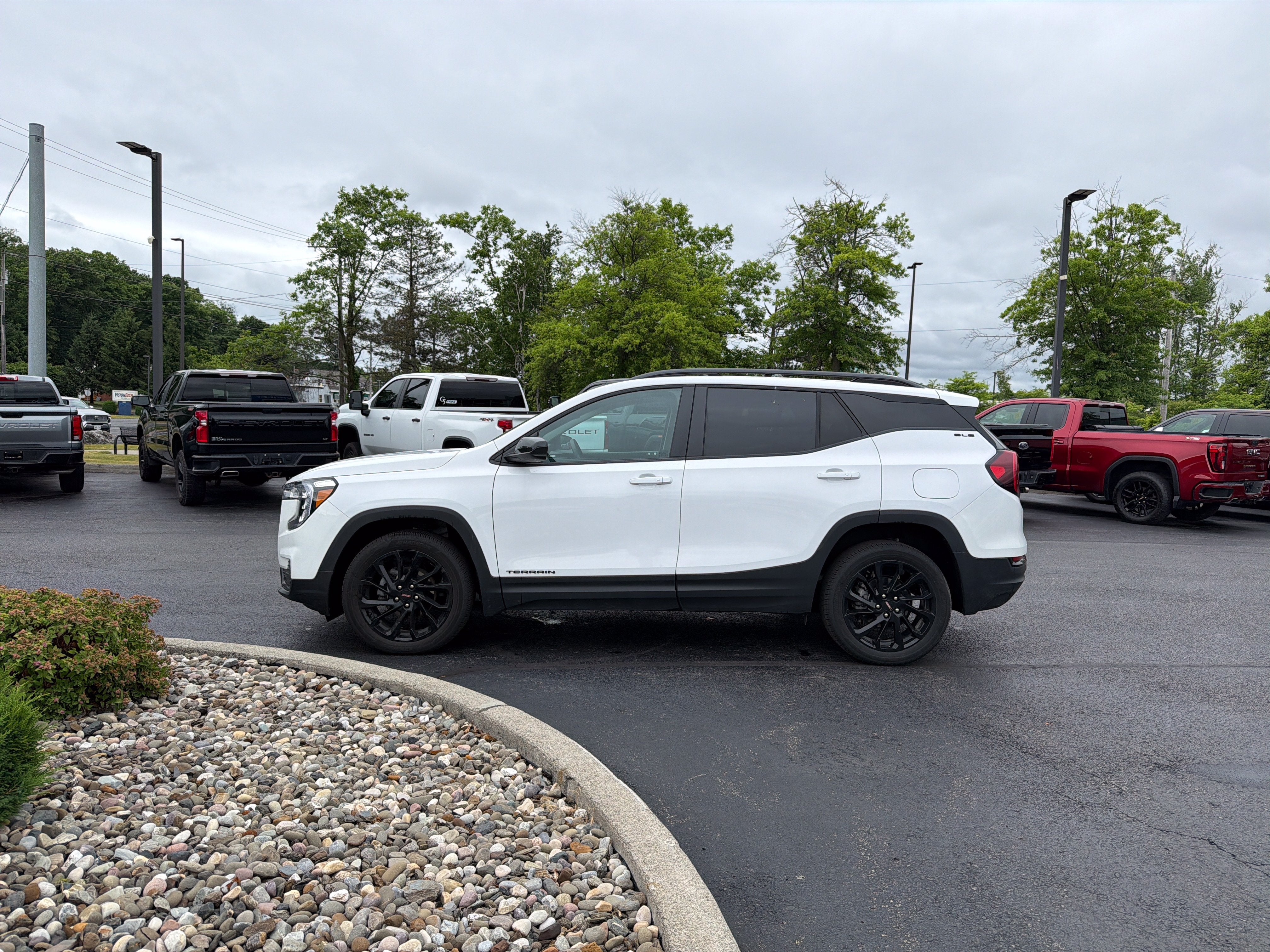 2023 GMC Terrain SLE