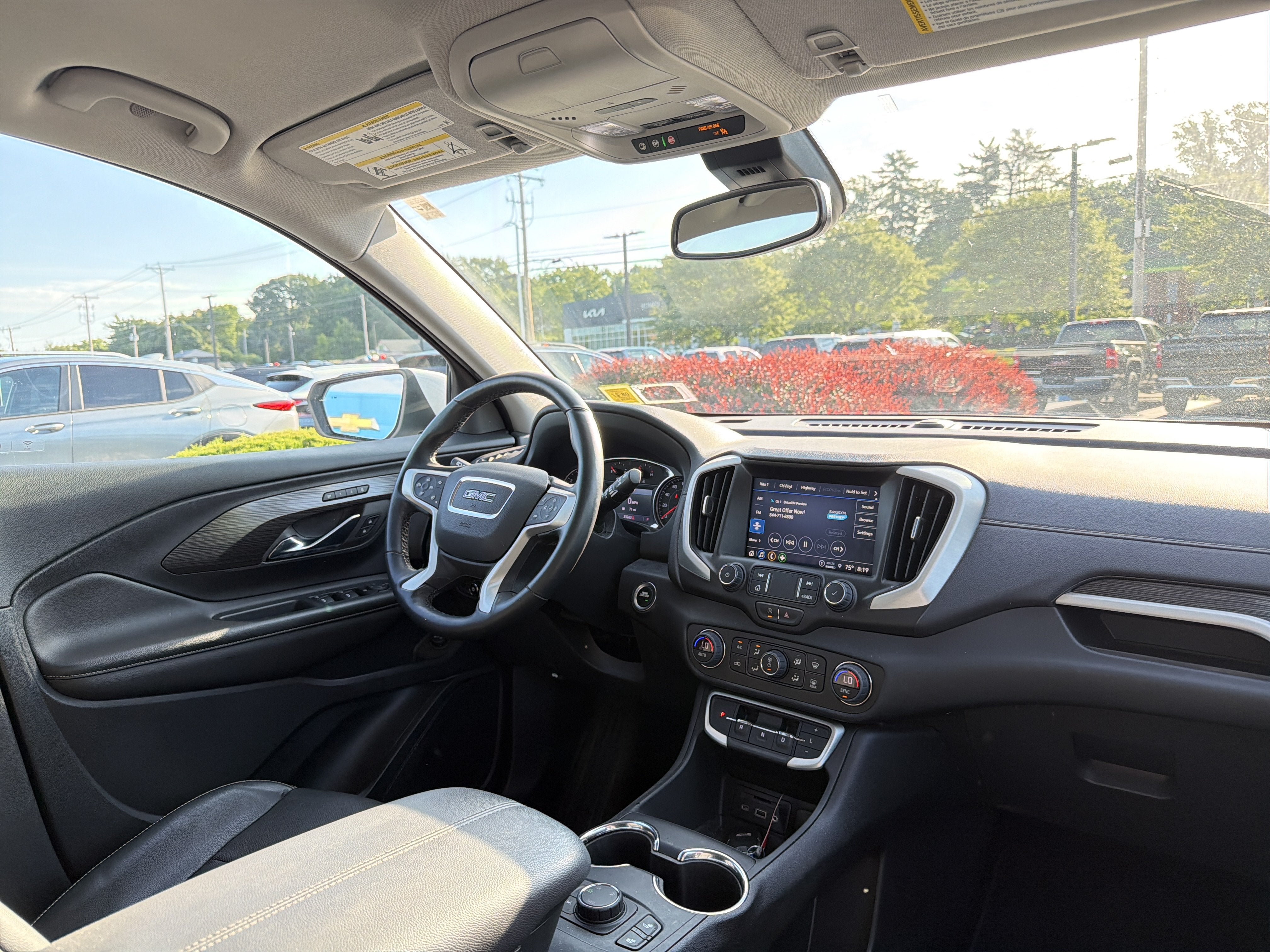 2023 GMC Terrain SLT