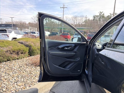 2022 GMC Terrain AT4