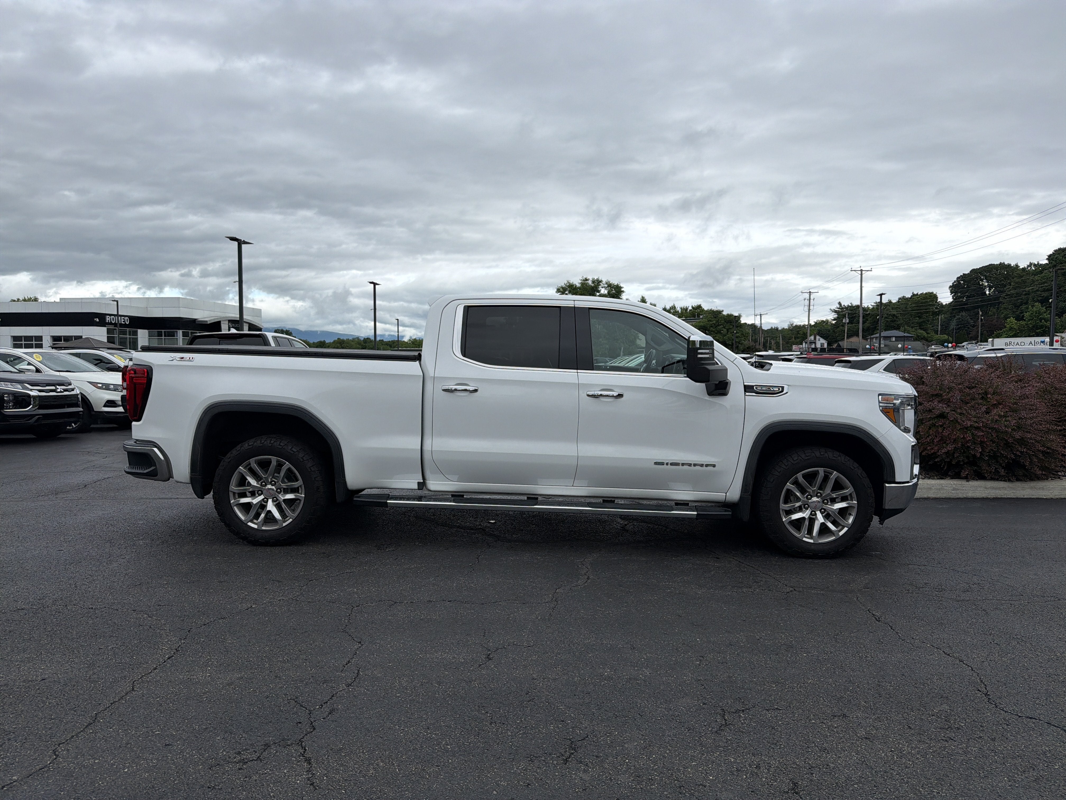 2019 GMC Sierra 1500 SLT