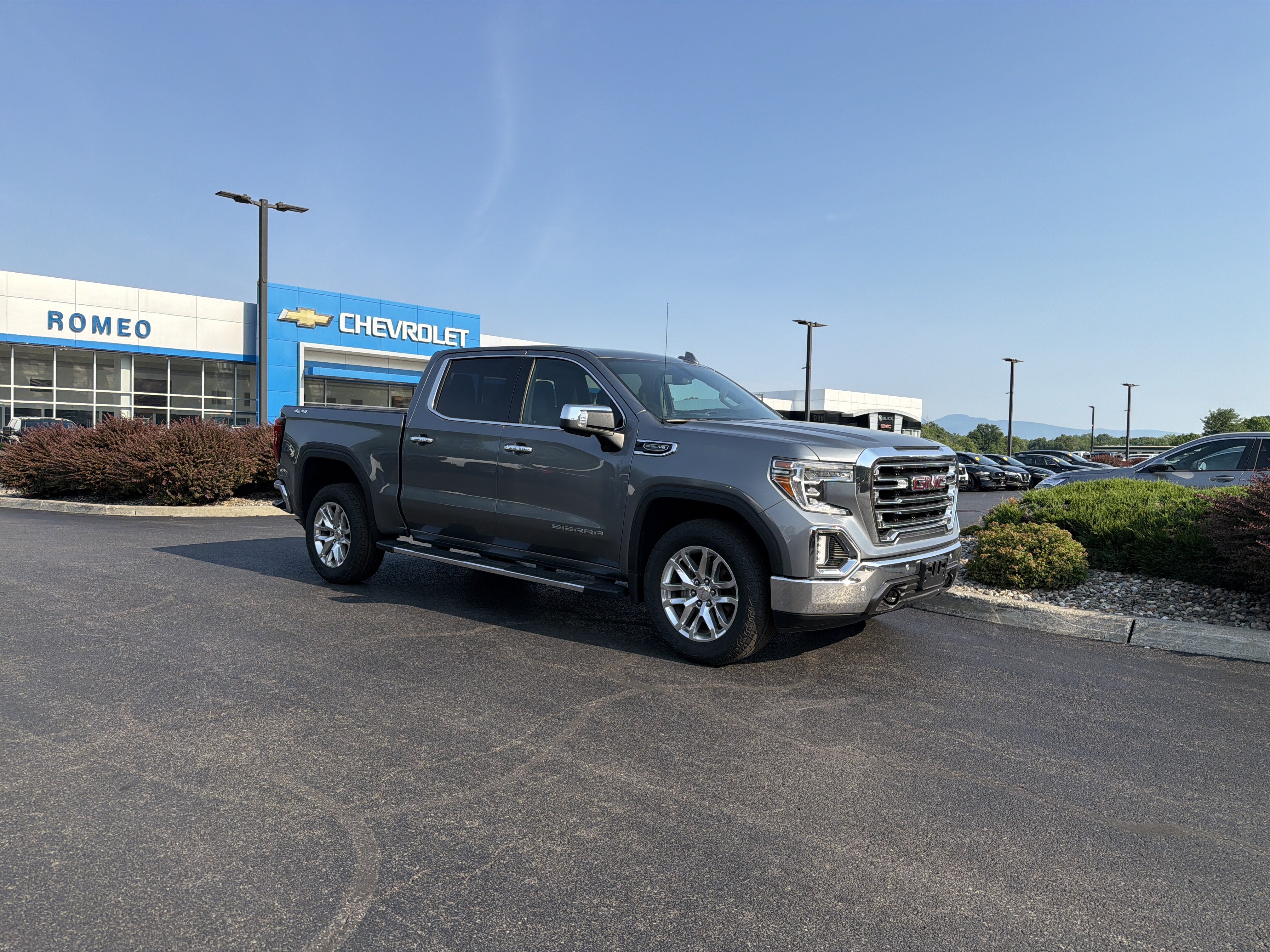 2020 GMC Sierra 1500 SLT