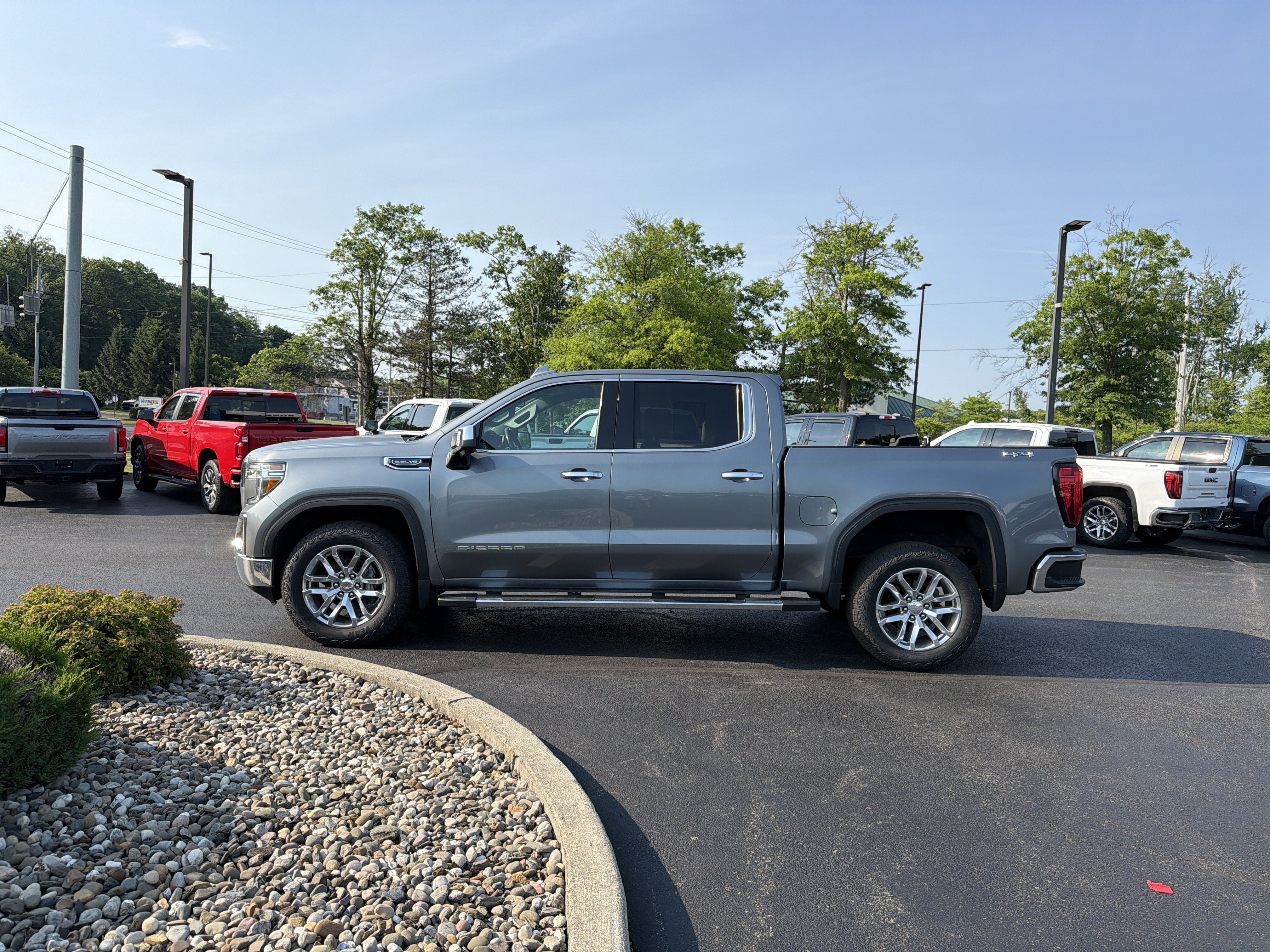 2020 GMC Sierra 1500 SLT