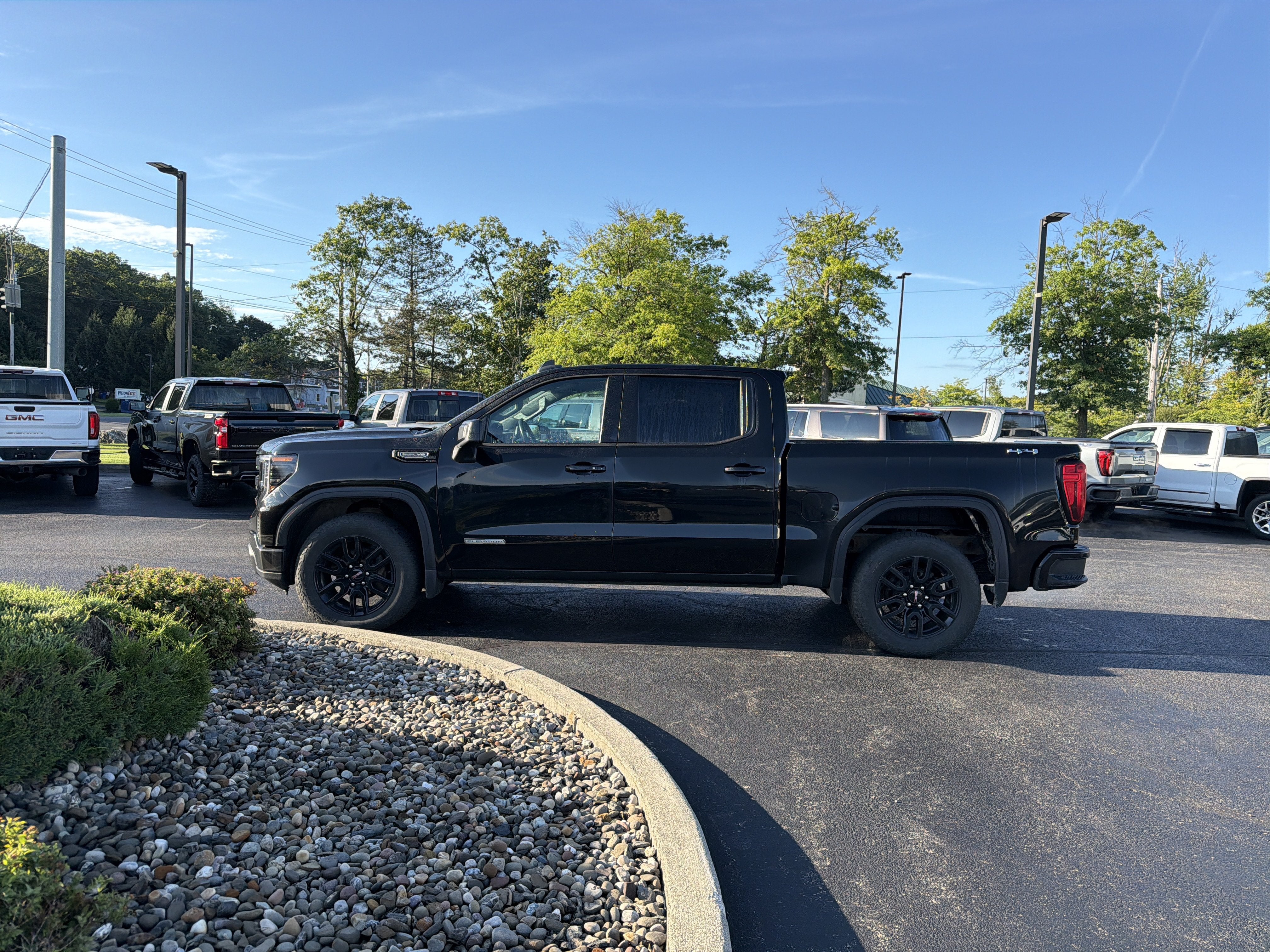 2023 GMC Sierra 1500 Elevation