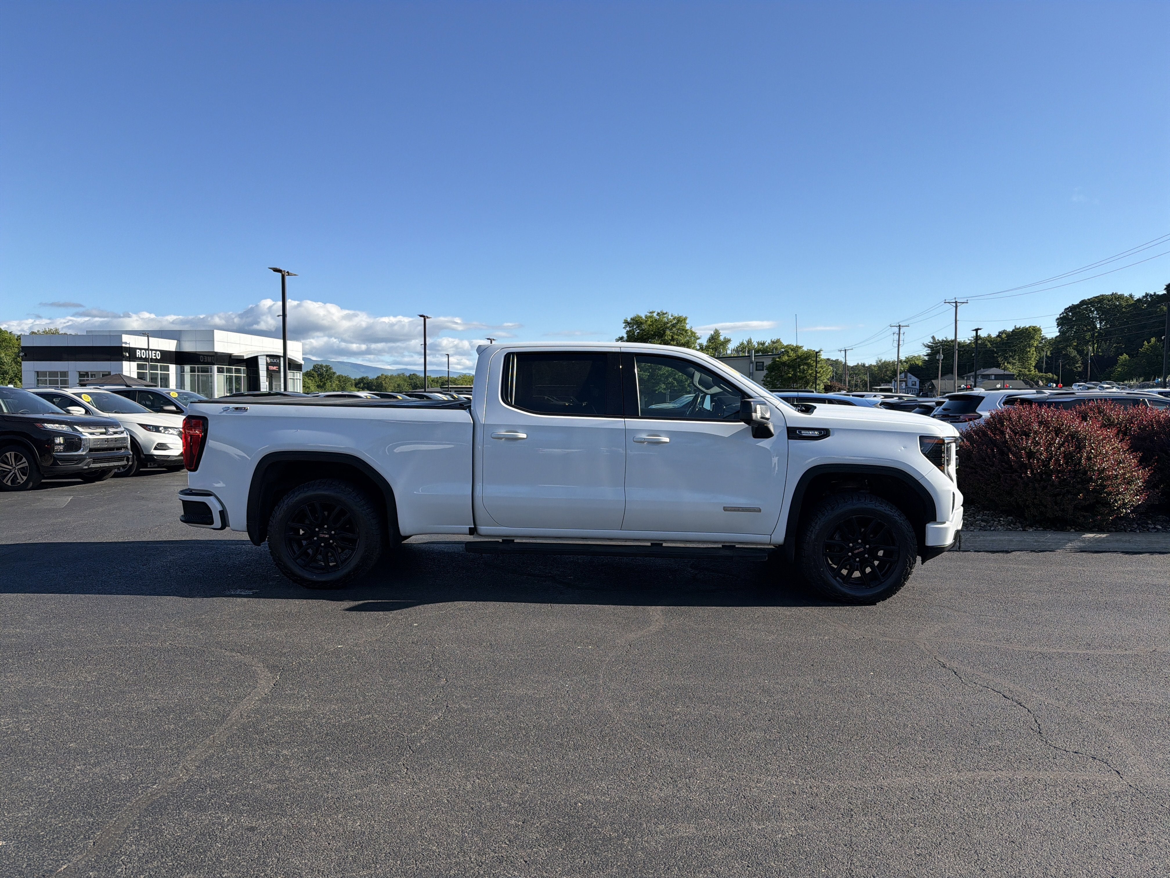 2022 GMC Sierra 1500 Elevation
