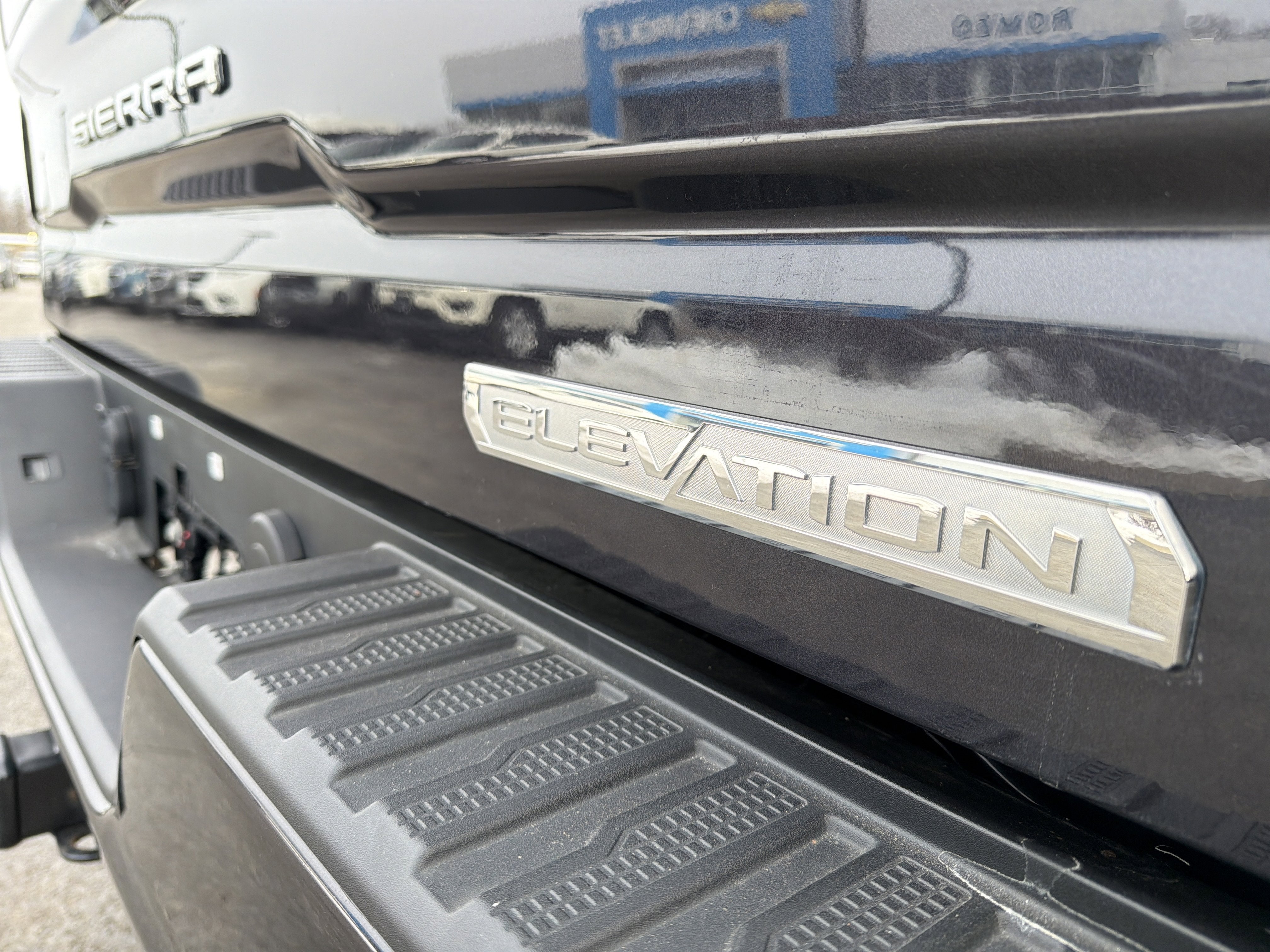 2022 GMC Sierra 1500 Elevation