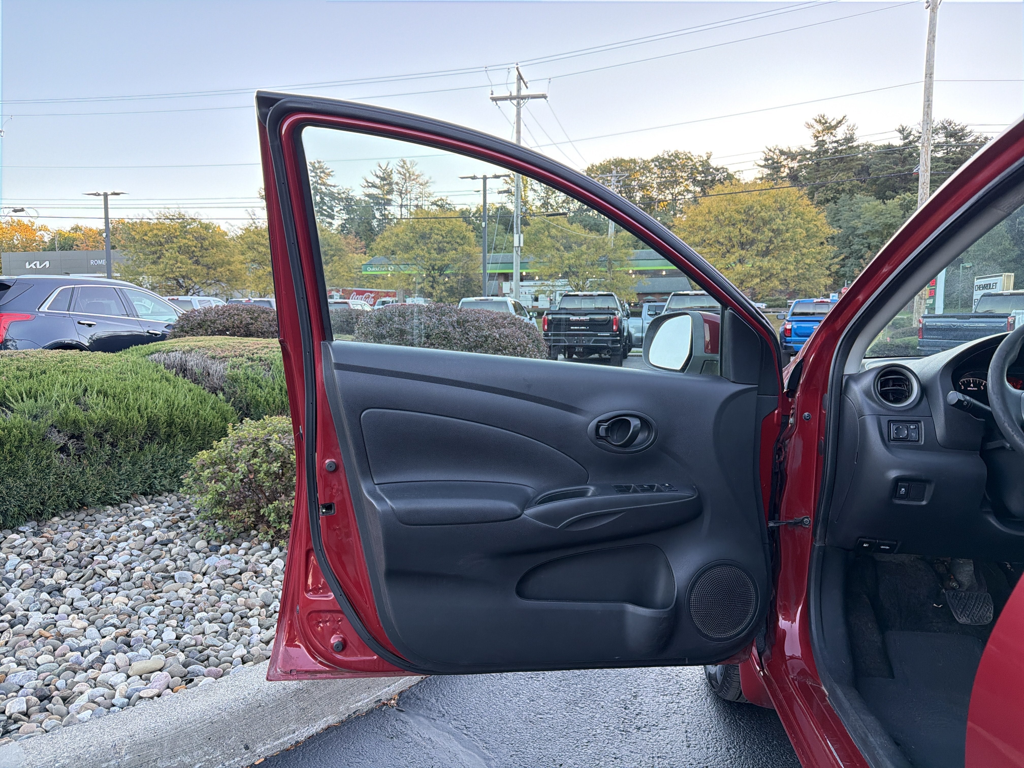 2012 Nissan Versa SV