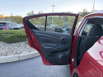 2012 Nissan Versa SV