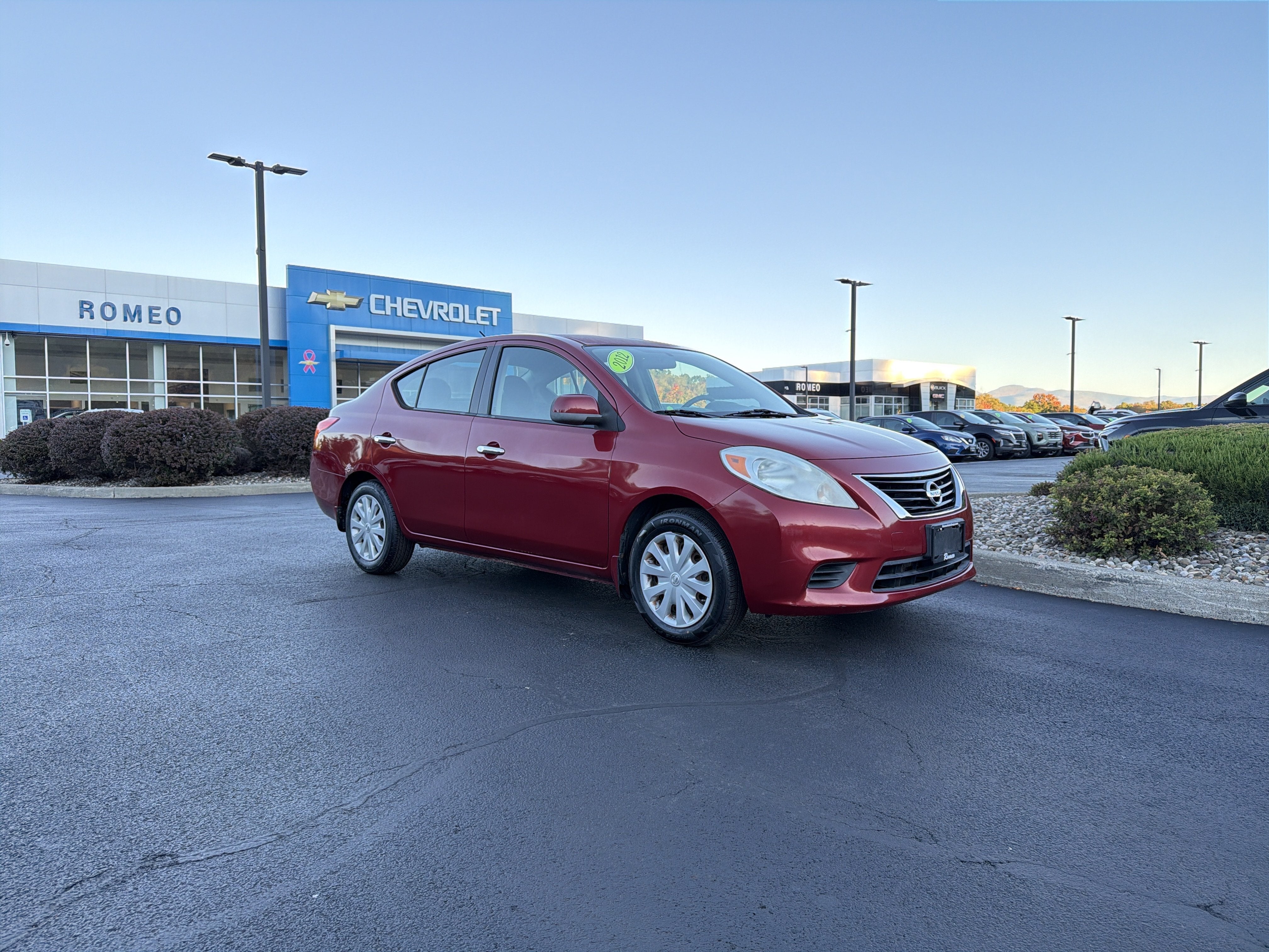 2012 Nissan Versa SV