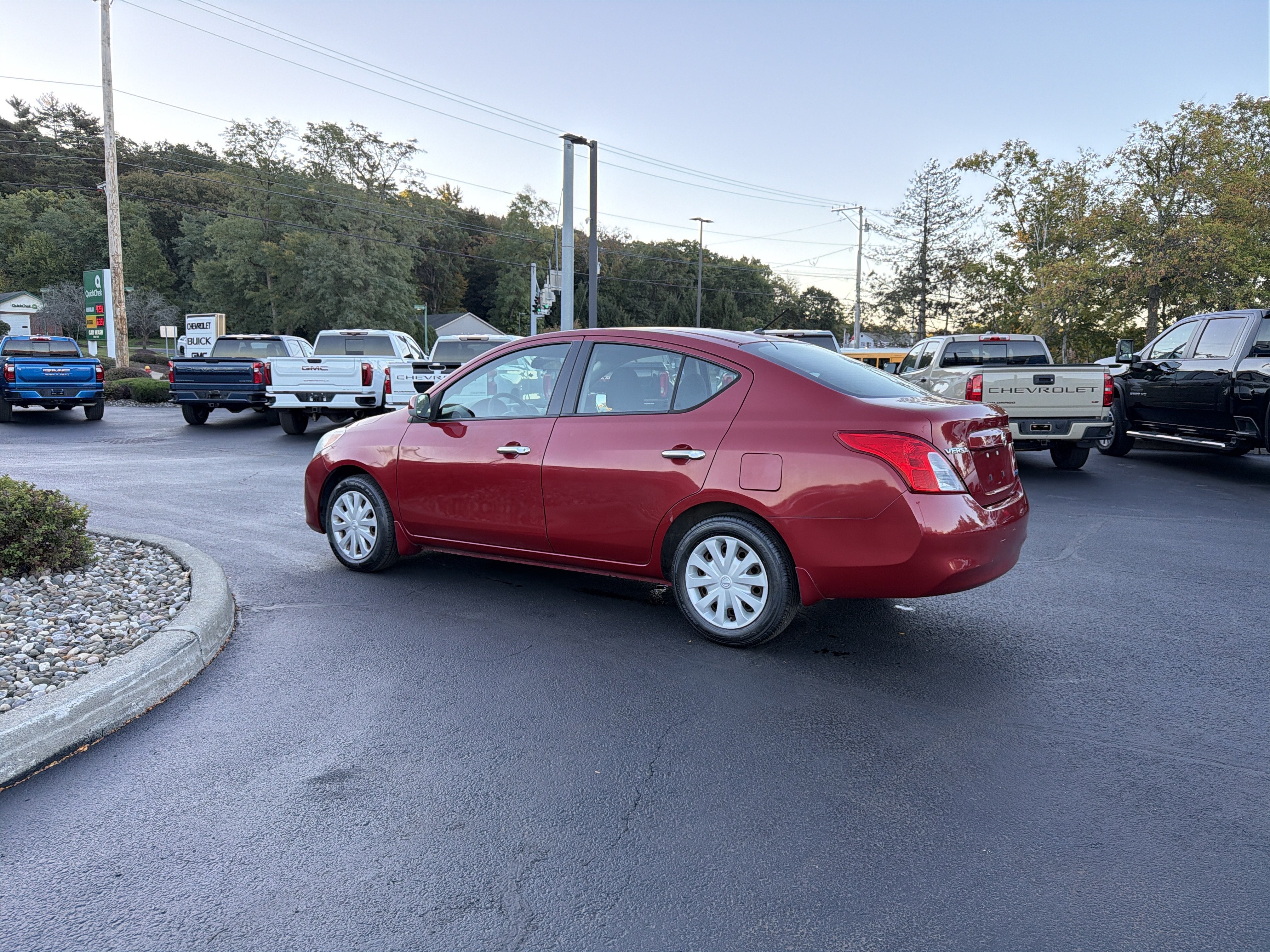 2012 Nissan Versa SV