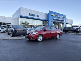 2012 Nissan Versa SV