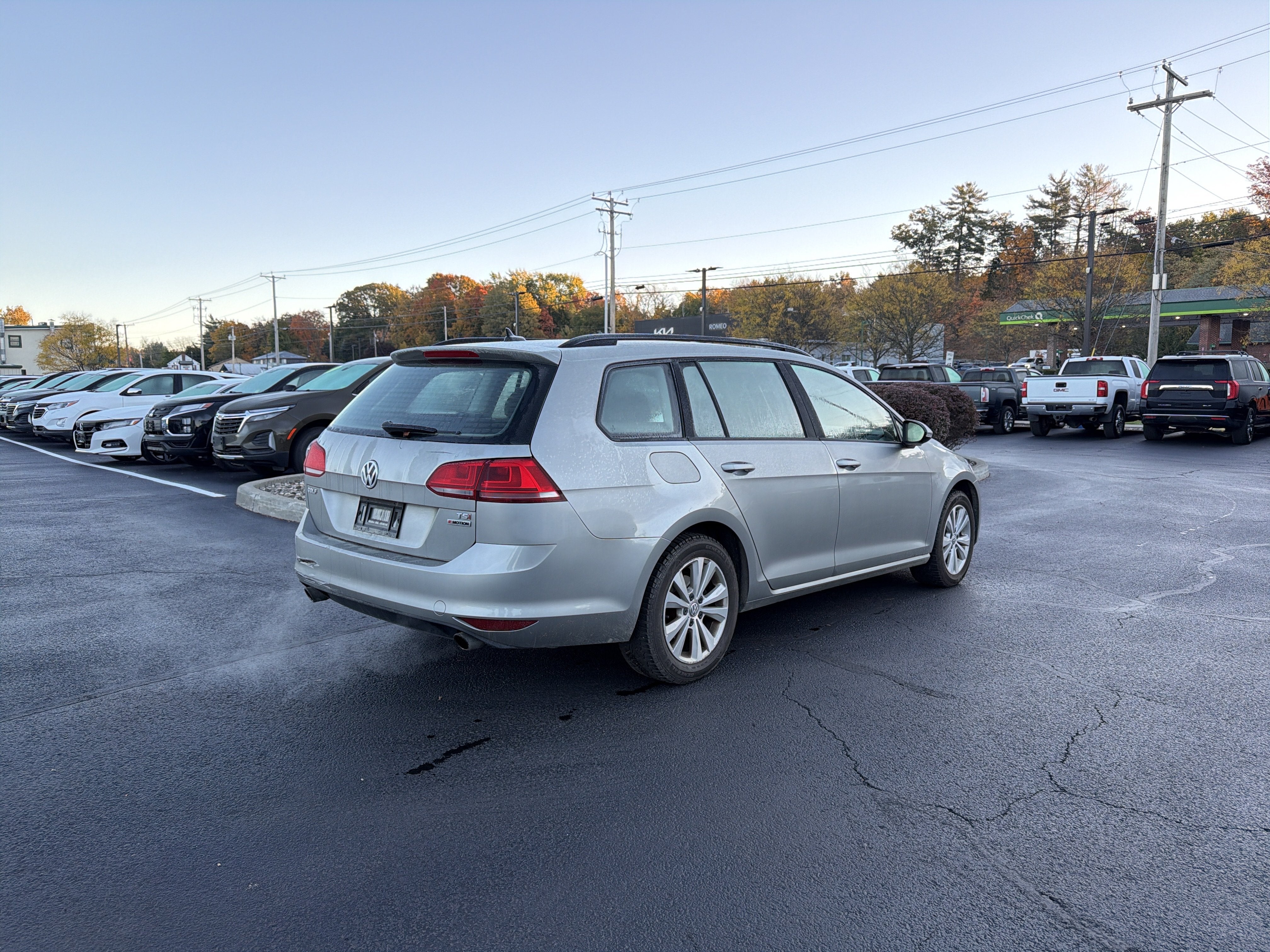 2017 Volkswagen Golf SportWagen TSI S