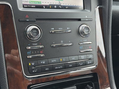 2015 Lincoln Navigator Base