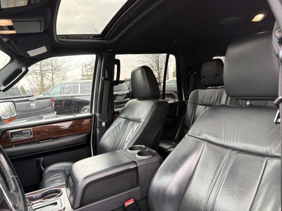 2015 Lincoln Navigator Base