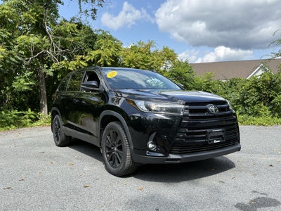 2019 Toyota Highlander SE