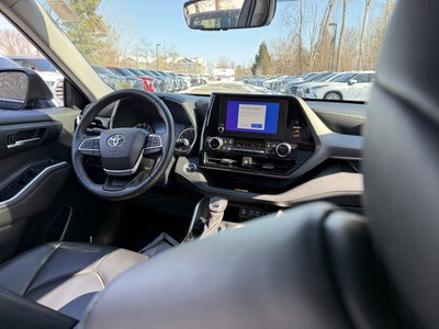2023 Toyota Highlander XLE