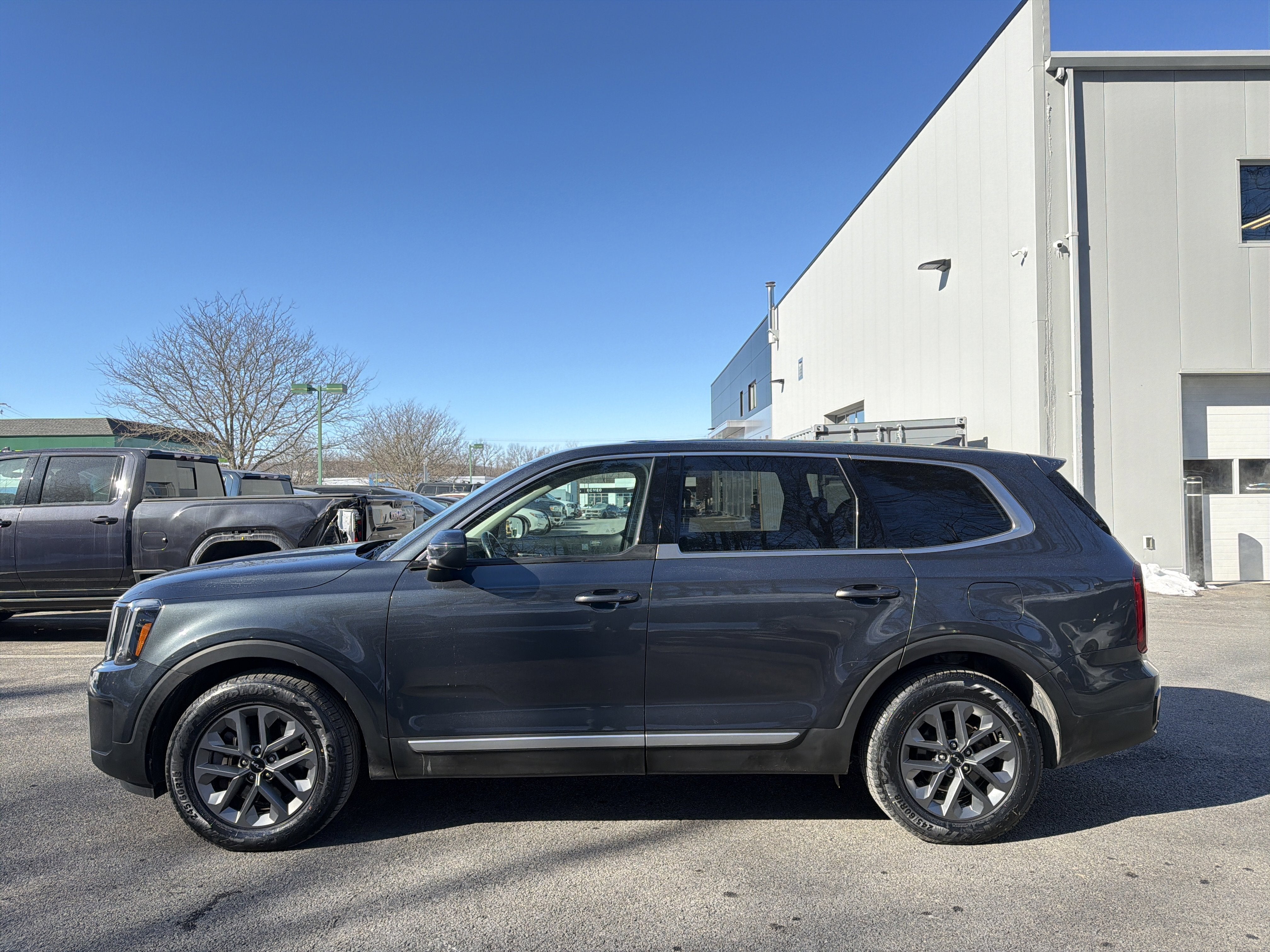 2024 Kia Telluride LX
