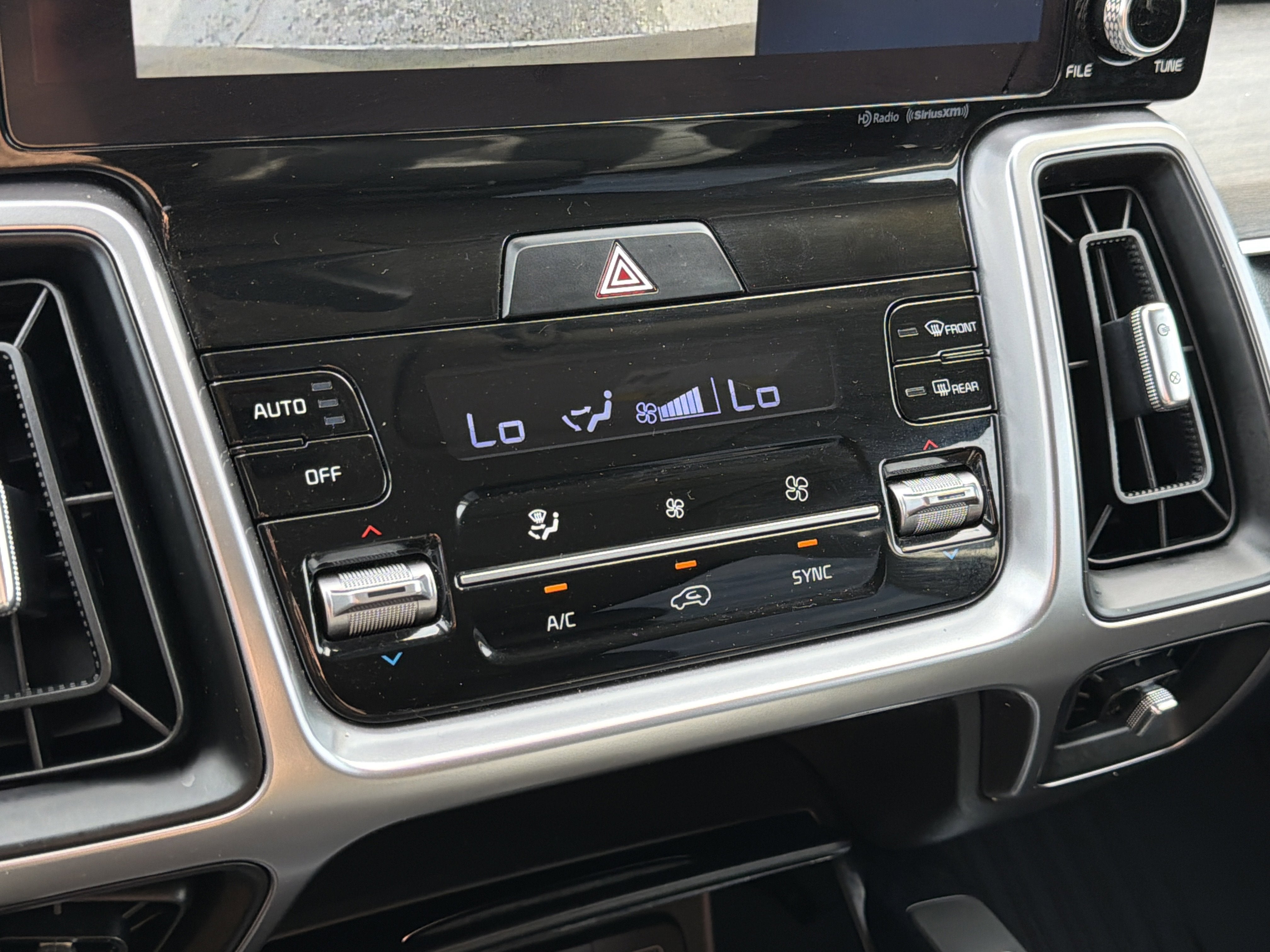 2023 Kia Sorento X-Line S