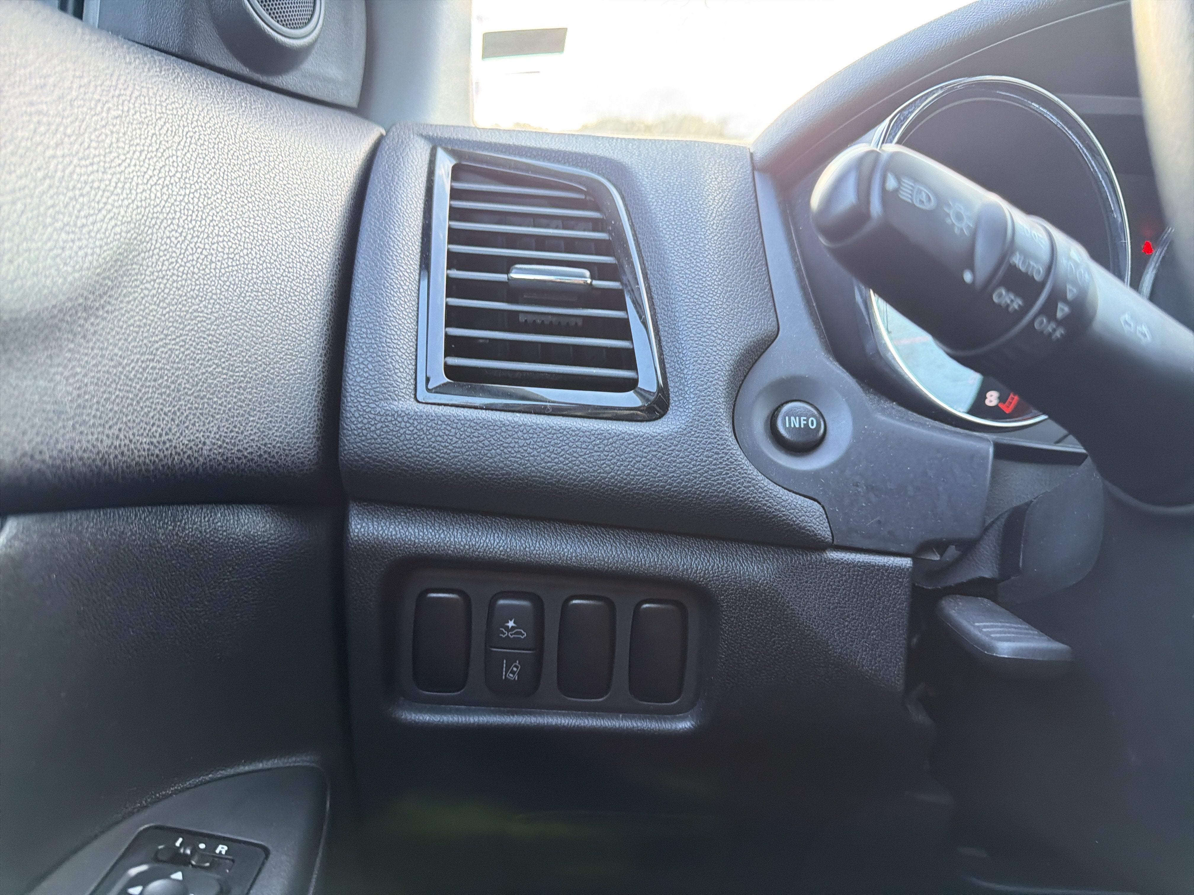 2025 Mitsubishi Outlander Sport S
