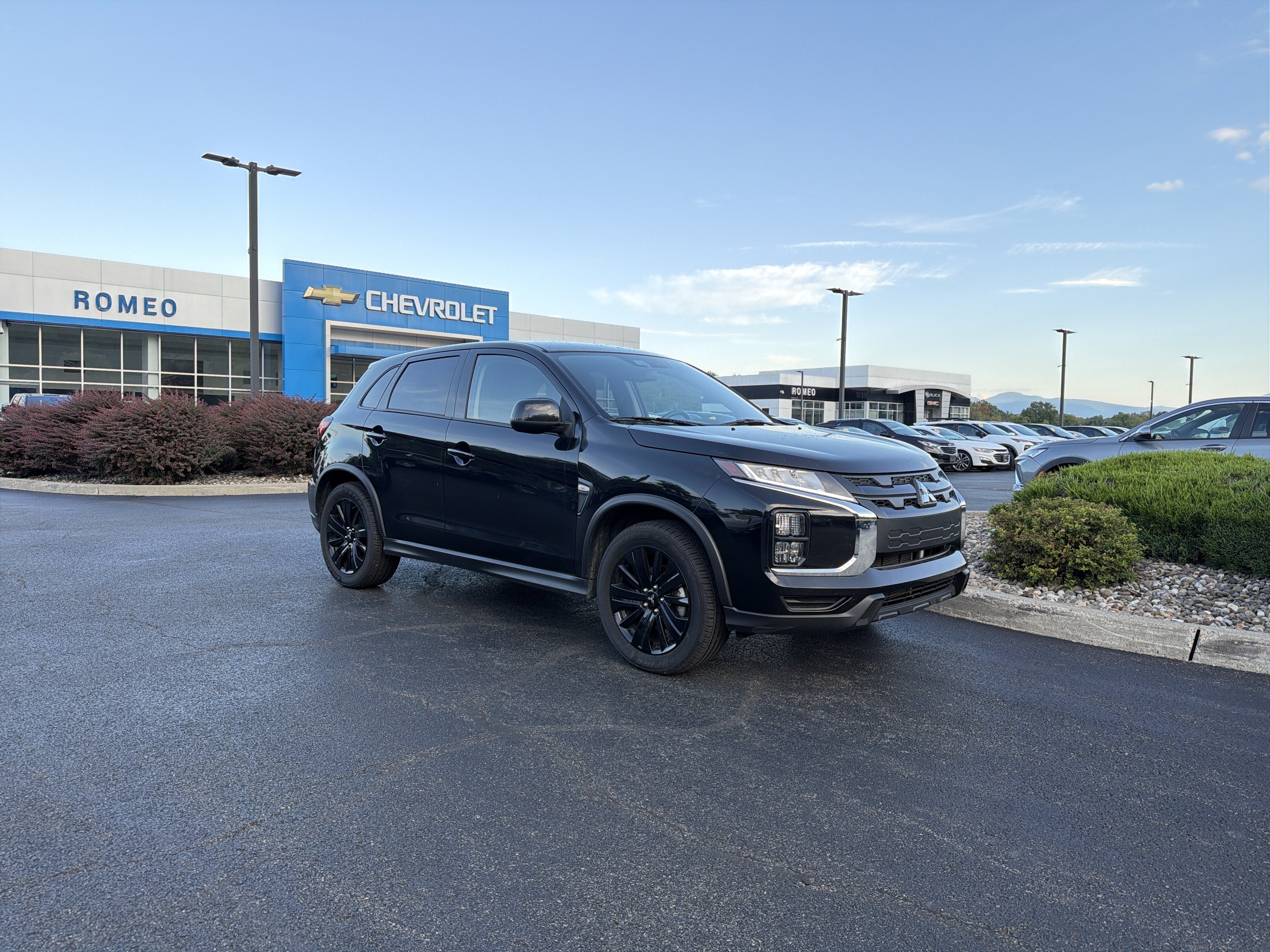 2025 Mitsubishi Outlander Sport S