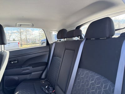 2024 Mitsubishi Outlander Sport S