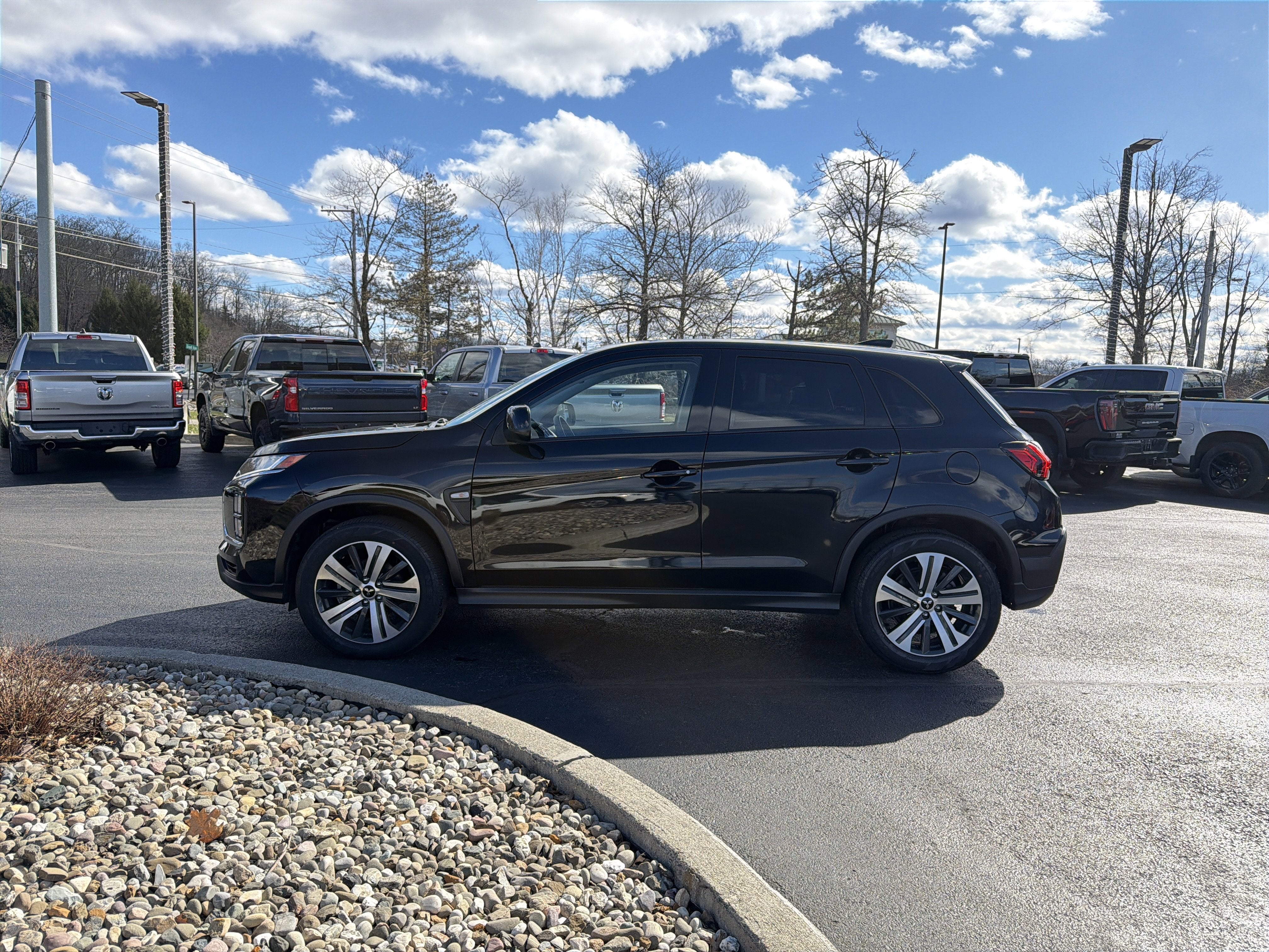2024 Mitsubishi Outlander Sport S