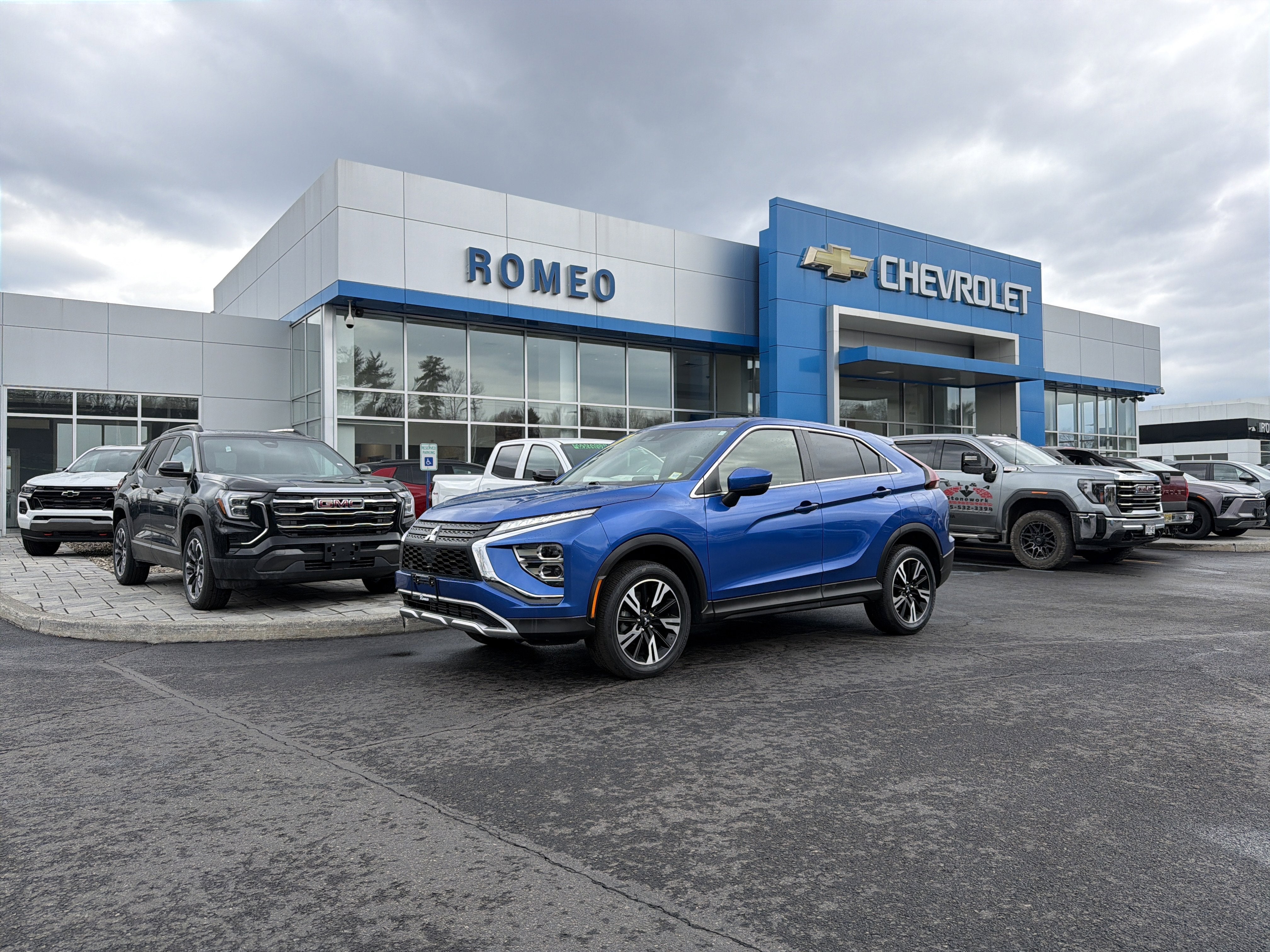 2024 Mitsubishi Eclipse Cross SE