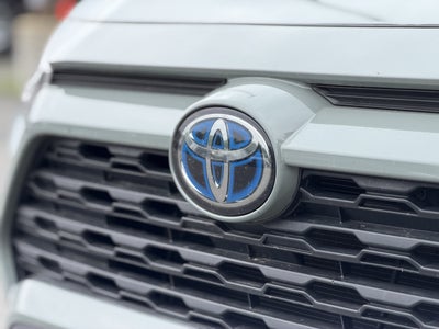 2022 Toyota RAV4 Hybrid XLE