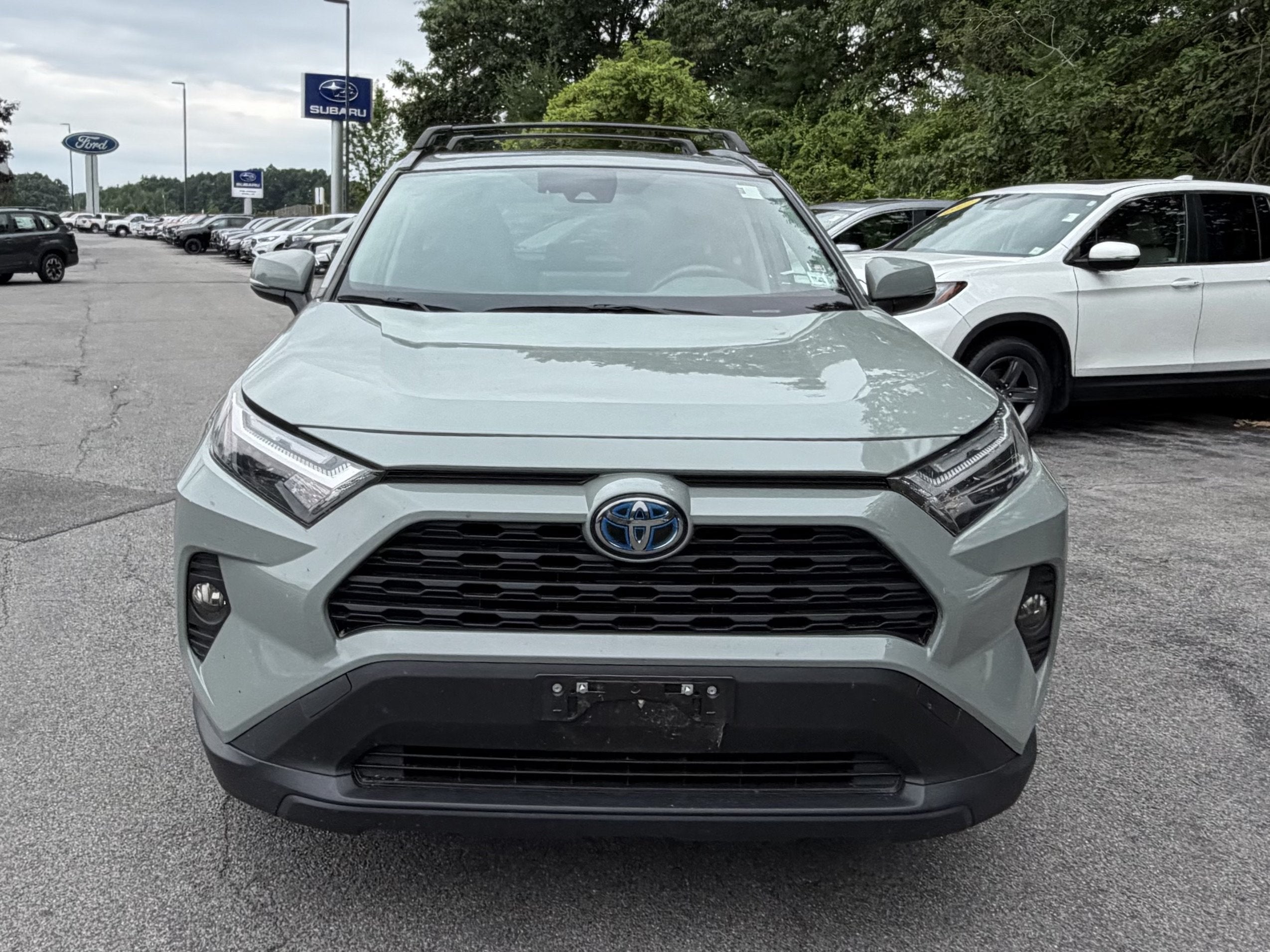 2022 Toyota RAV4 Hybrid XLE